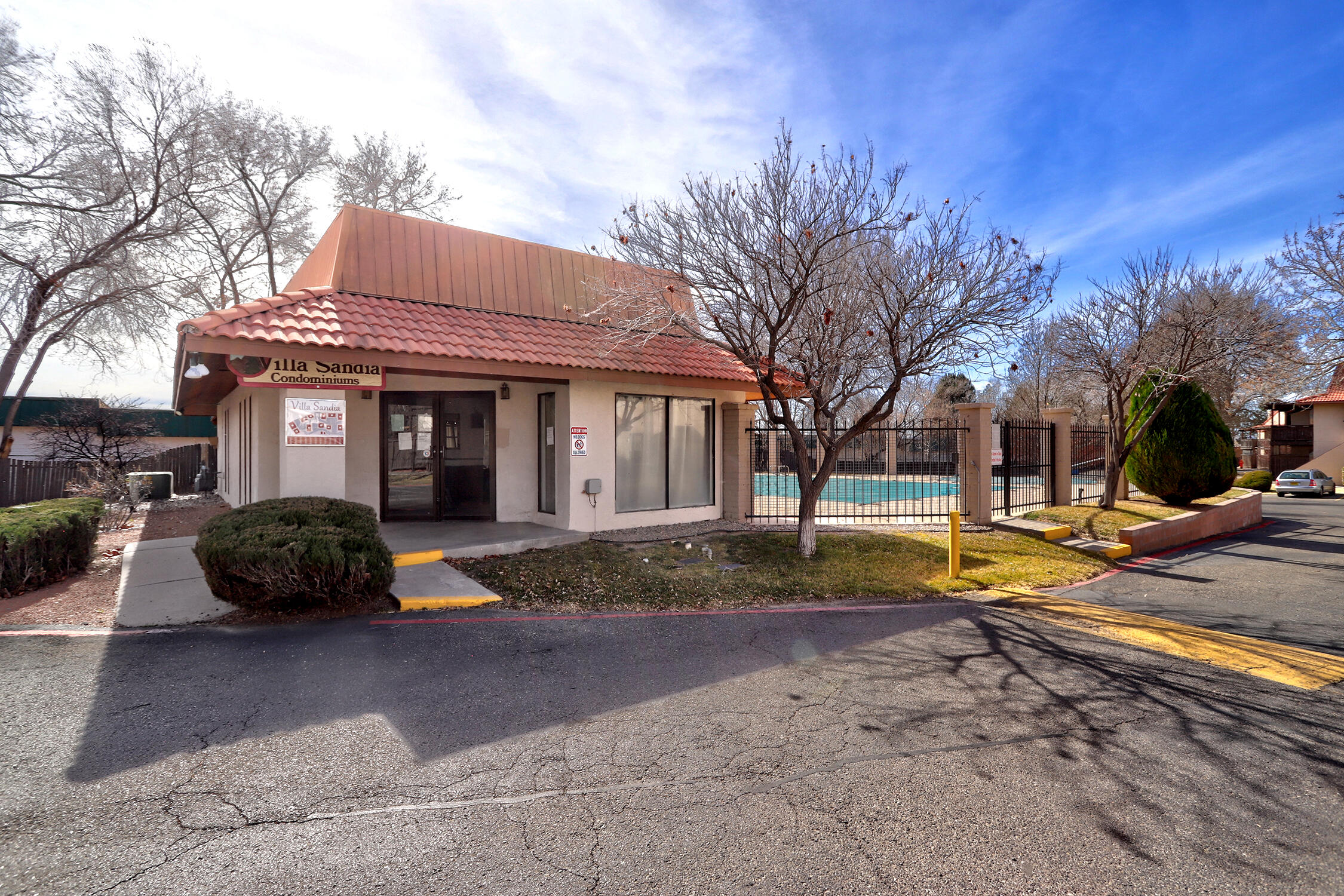 Photo 3 — 5945 McKinney Drive NE