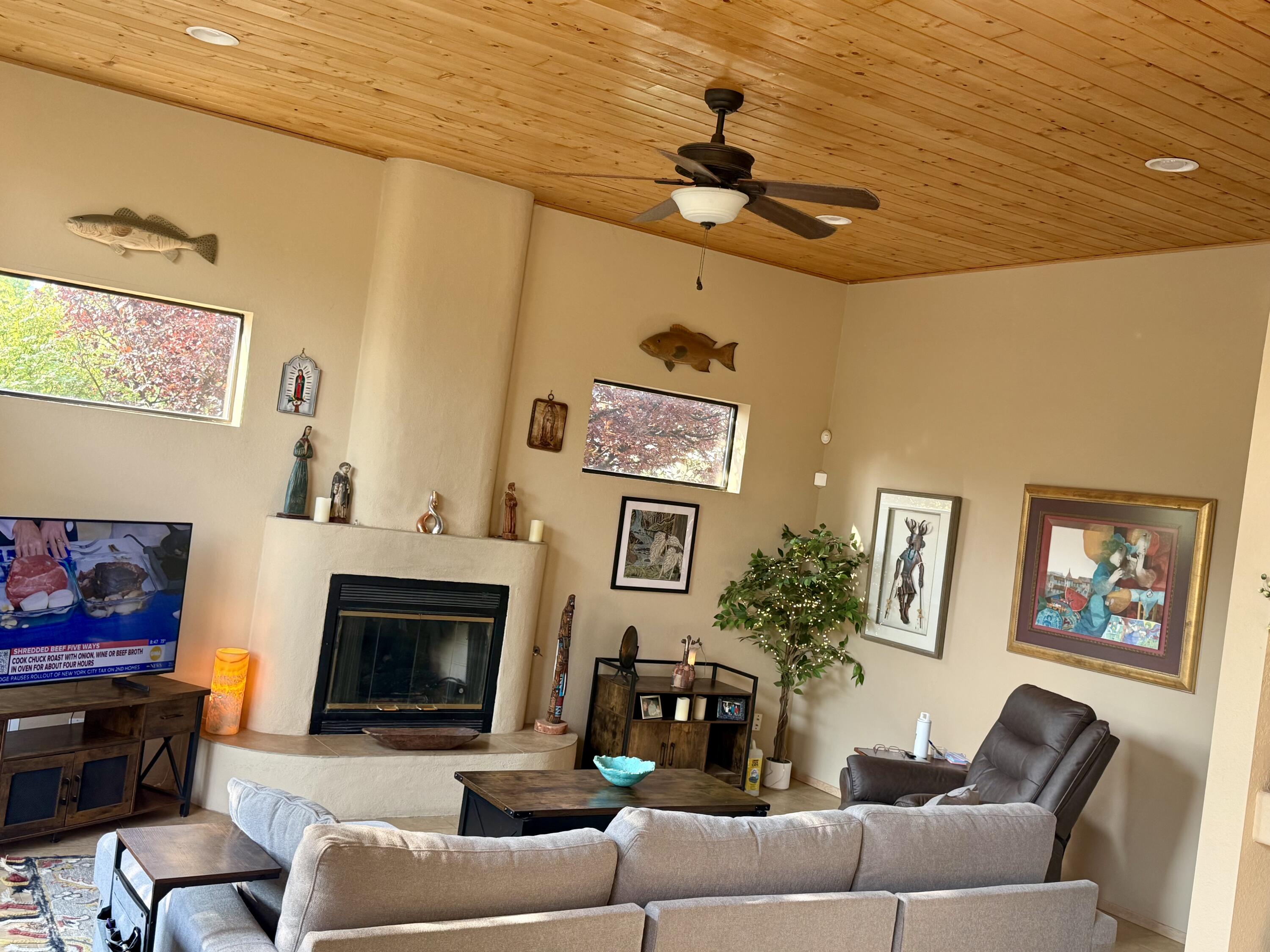 Photo 13 — 2411 Tramway Terrace Court NE