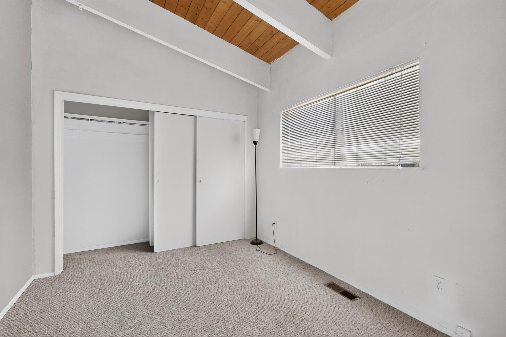 Photo 20 — 2433 Paisano Street NE