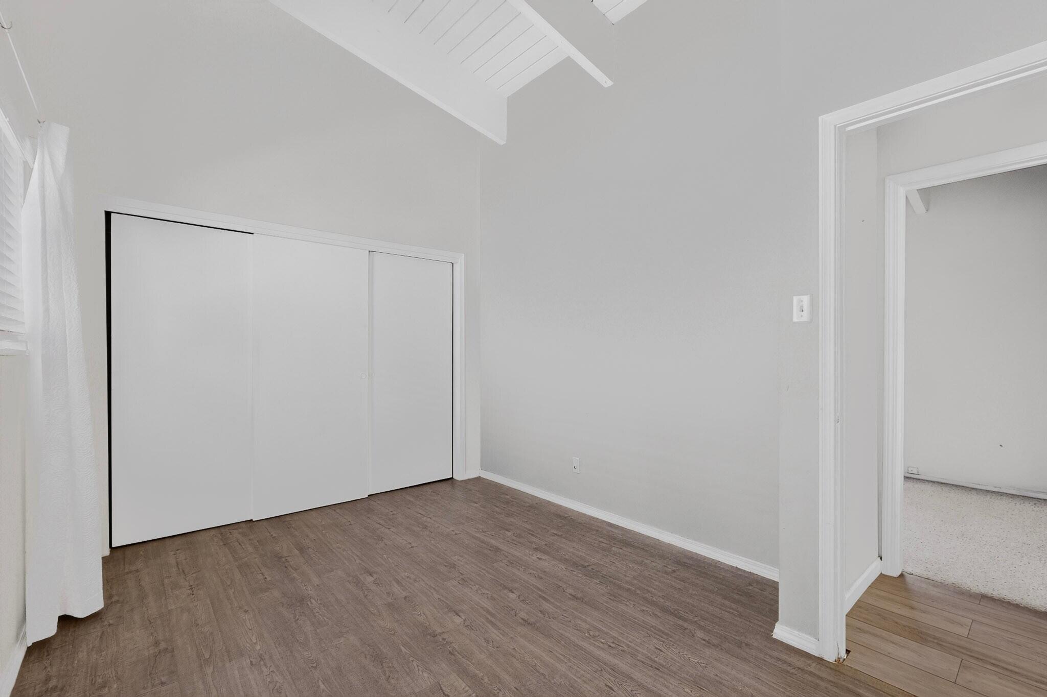 Photo 13 — 2433 Paisano Street NE