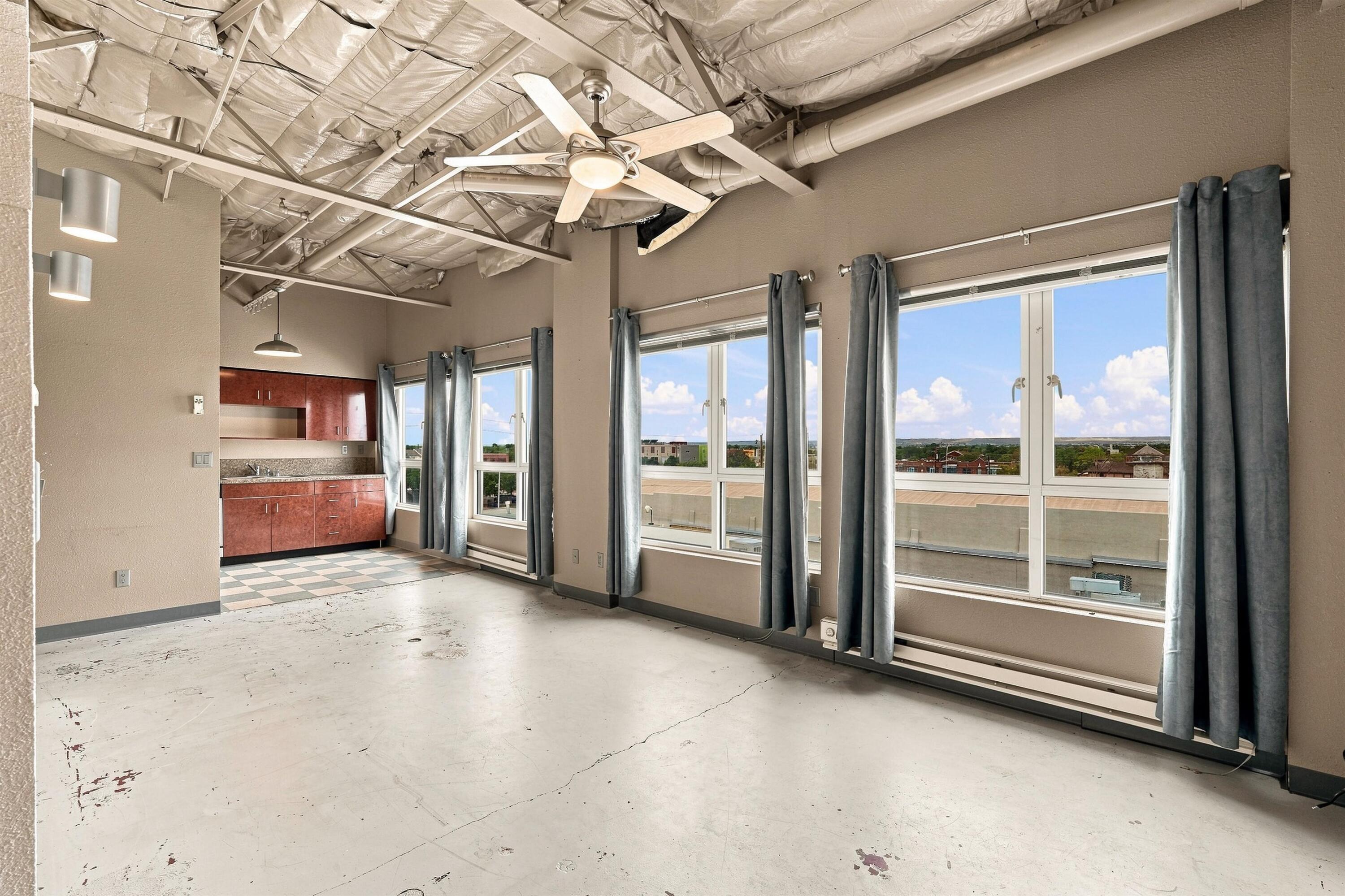 Photo 3 — 610 Central Avenue SE 4G