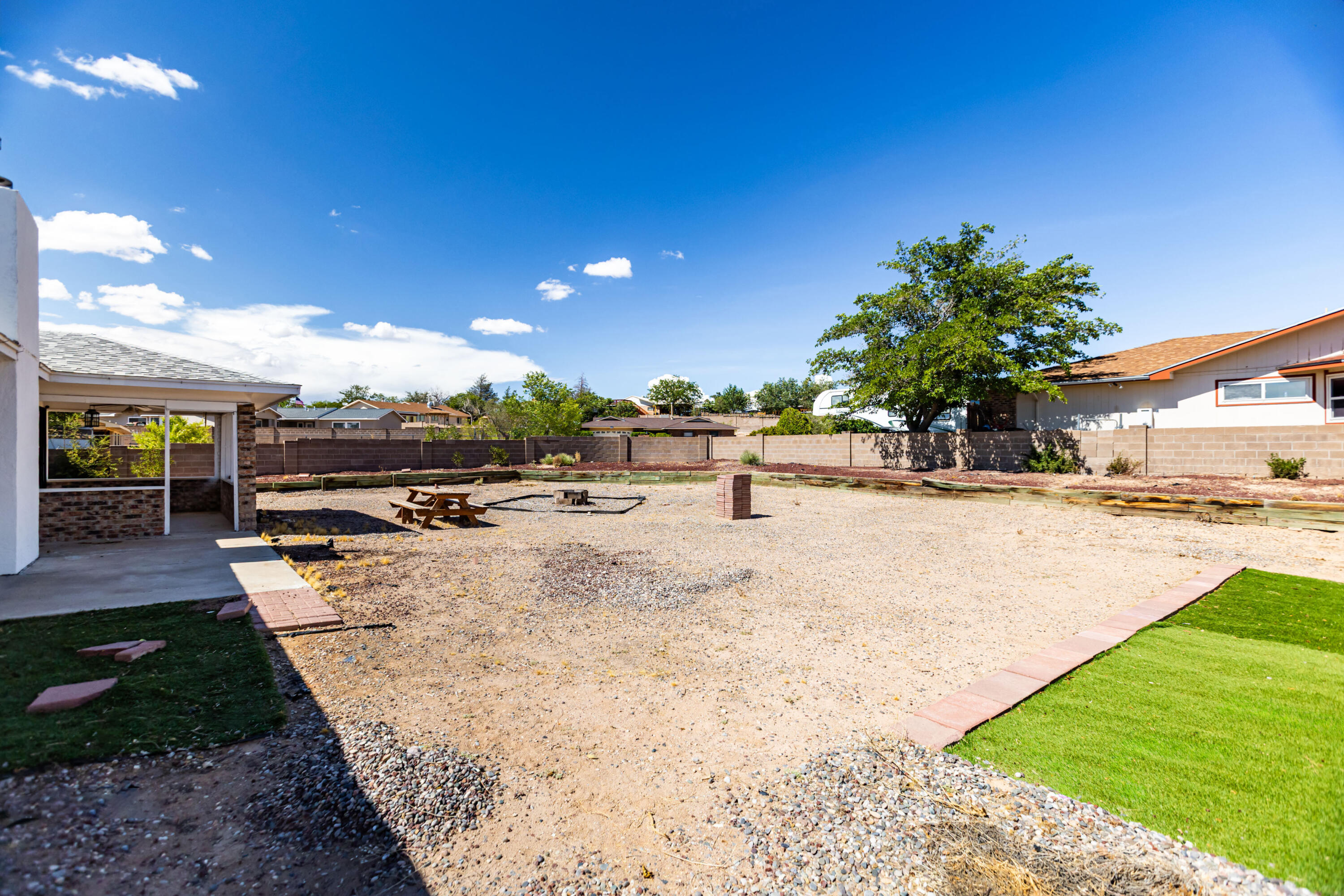 Photo 3 — 4701 Aqua Marine Drive NE
