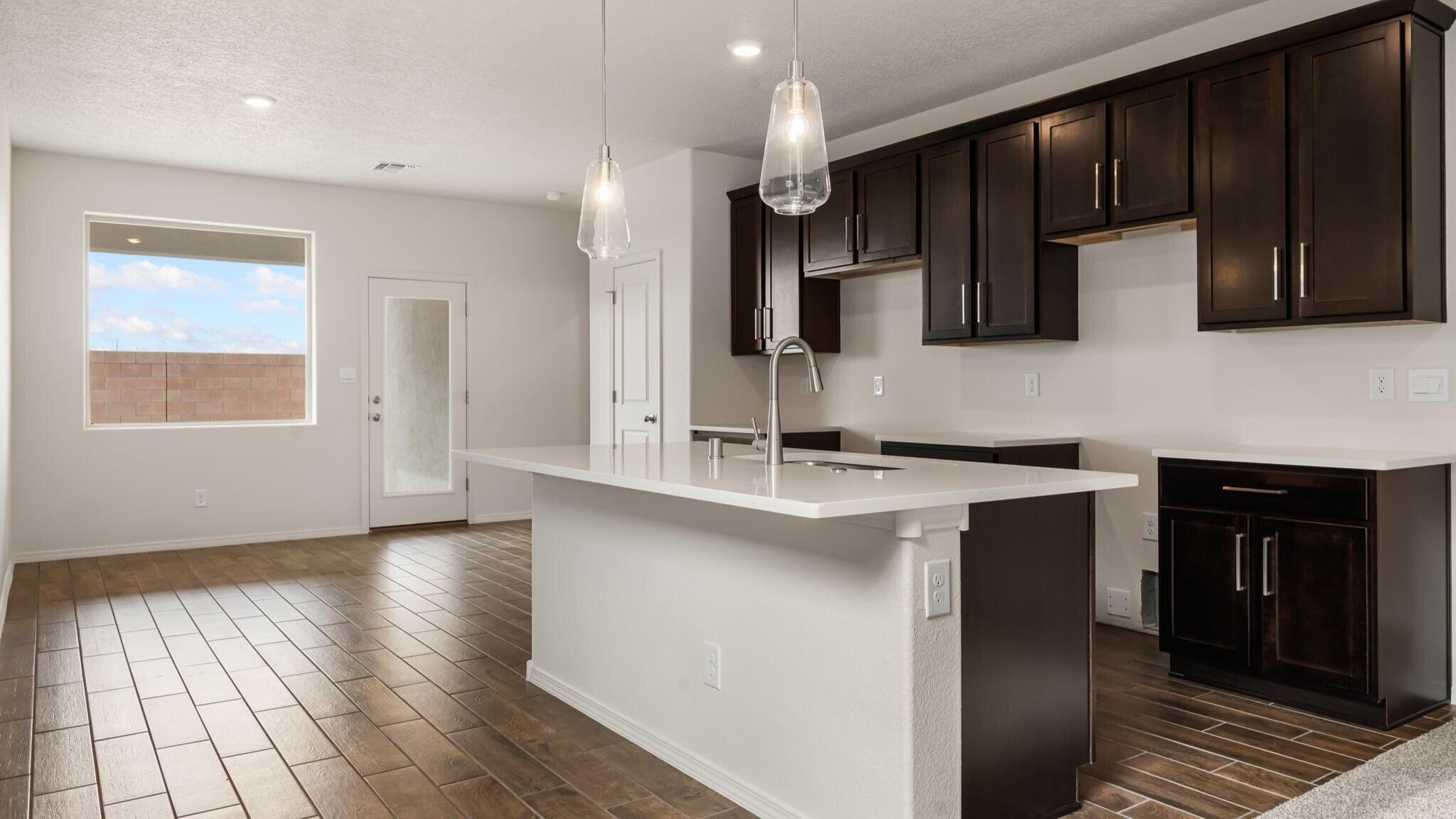 Photo 12 — 3369 Dijamant Loop SE