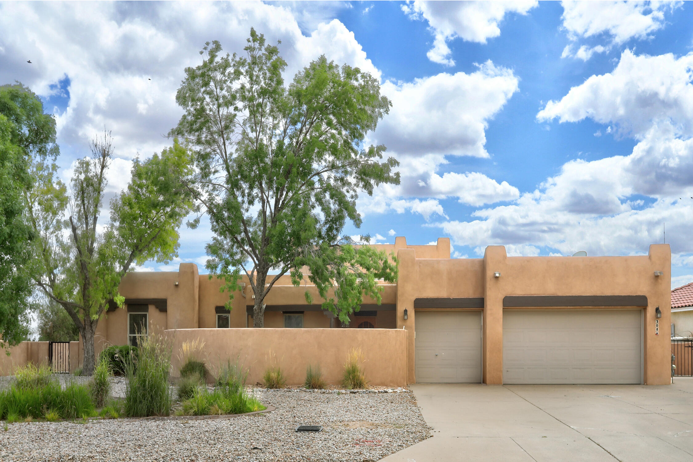 308 Nicklaus Drive SE