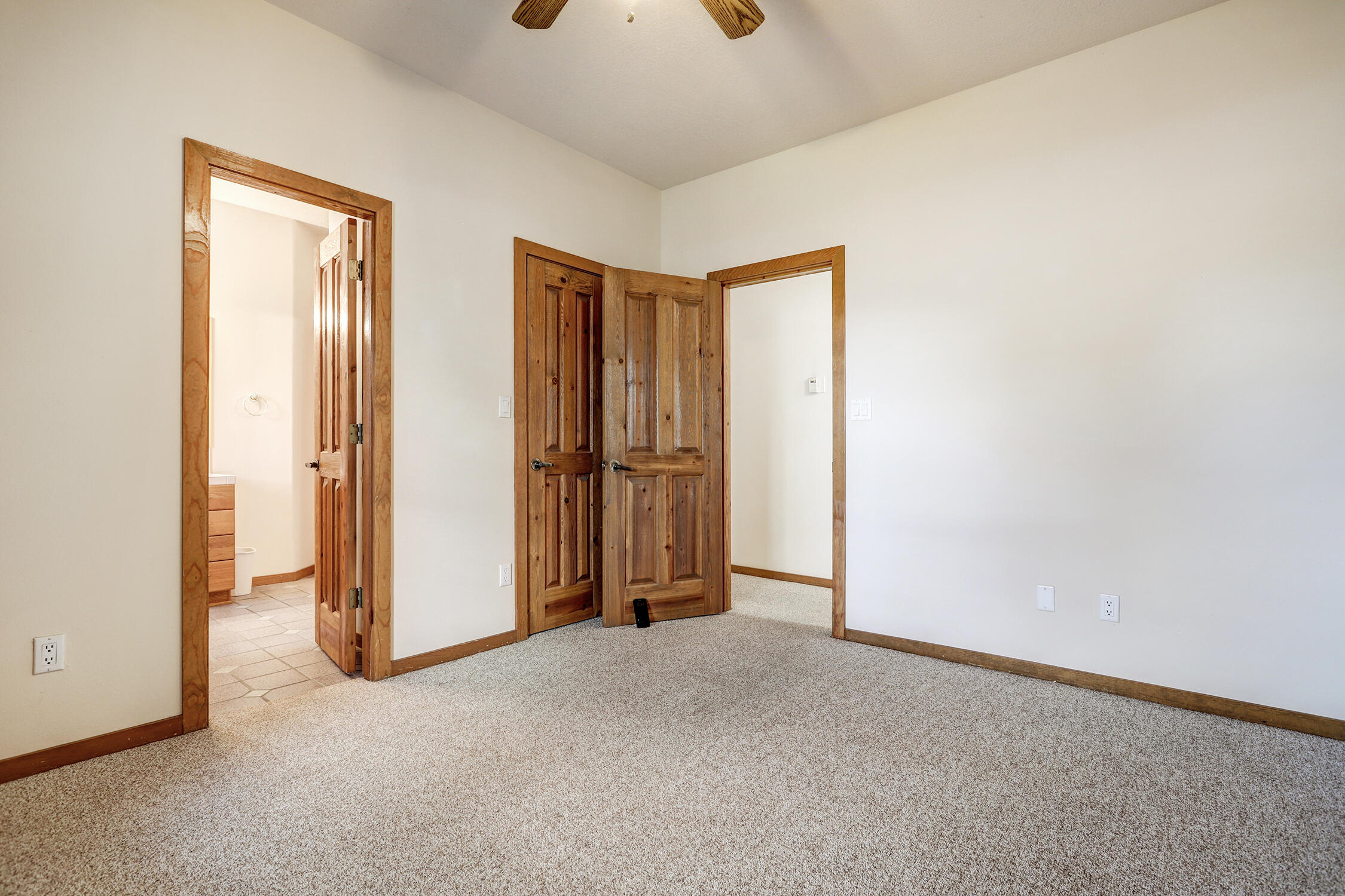 Photo 15 — 308 Nicklaus Drive SE
