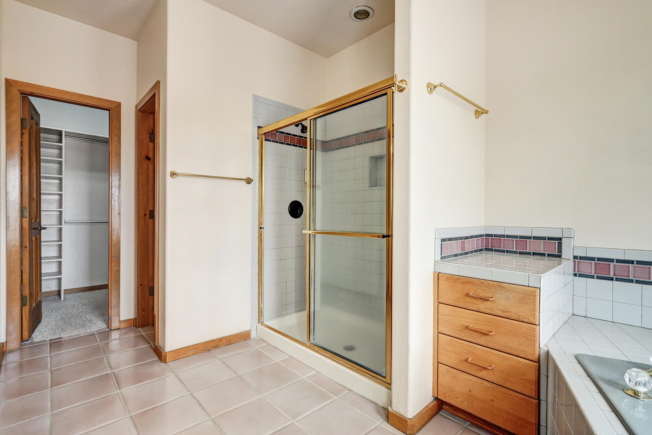 Photo 4 — 308 Nicklaus Drive SE
