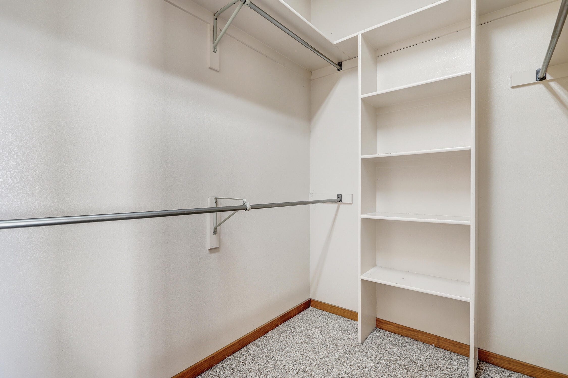 Photo 3 — 308 Nicklaus Drive SE