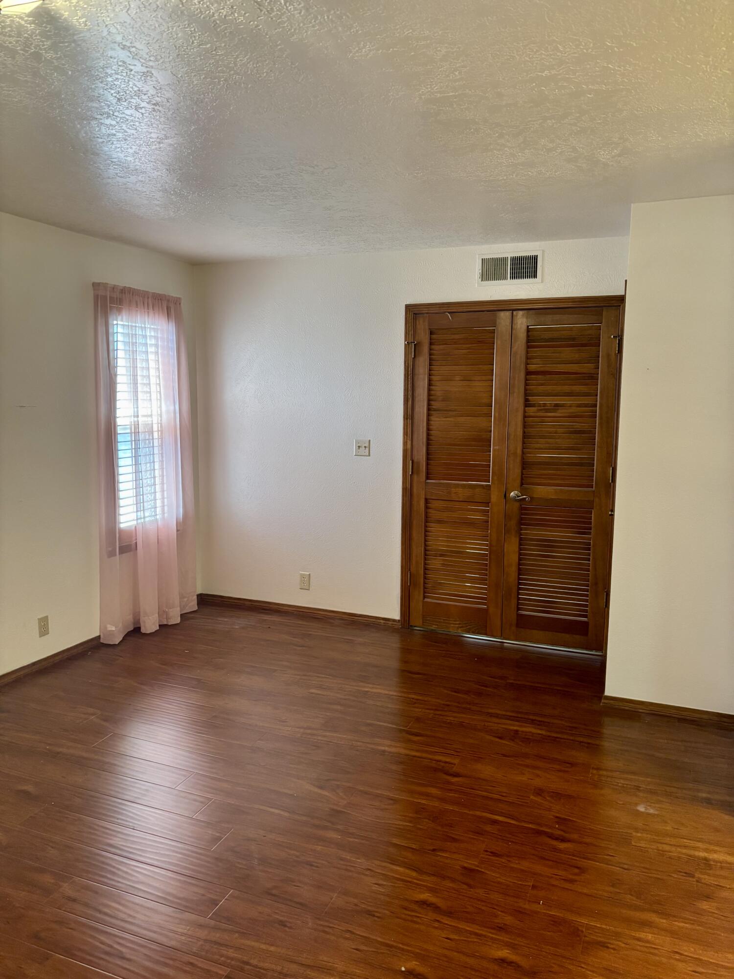 Photo 13 — 5108 Bogart Street NW