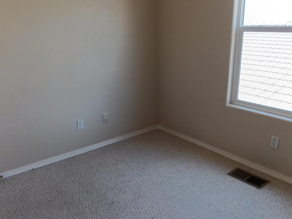 Photo 6 — 1809 Black Gold Street SE