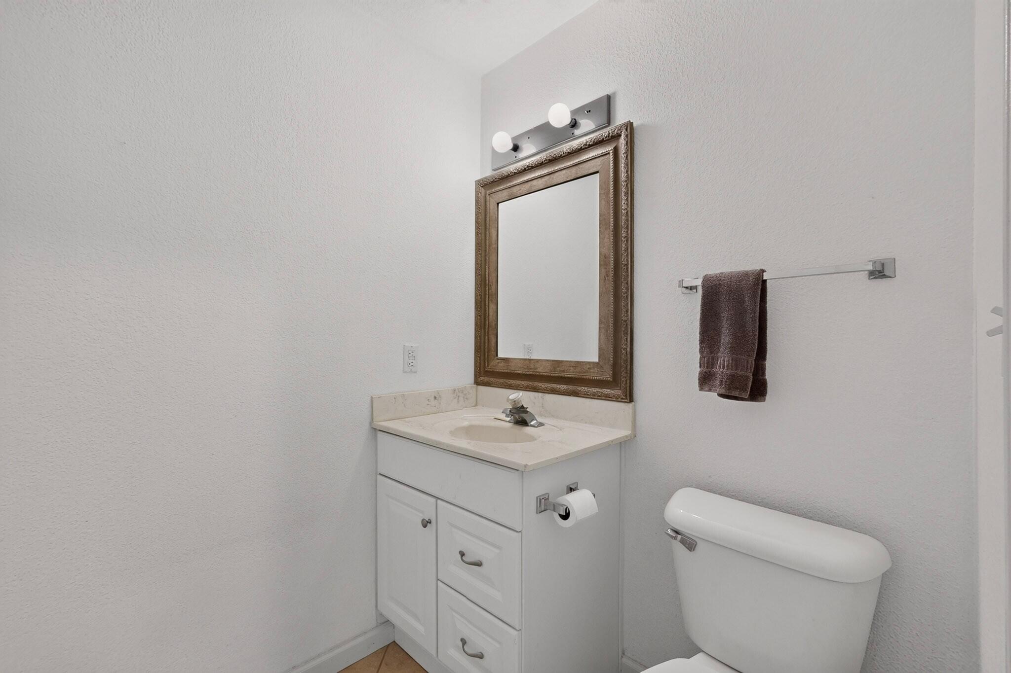 Photo 20 — 4801 Irving Boulevard NW UNIT 1302