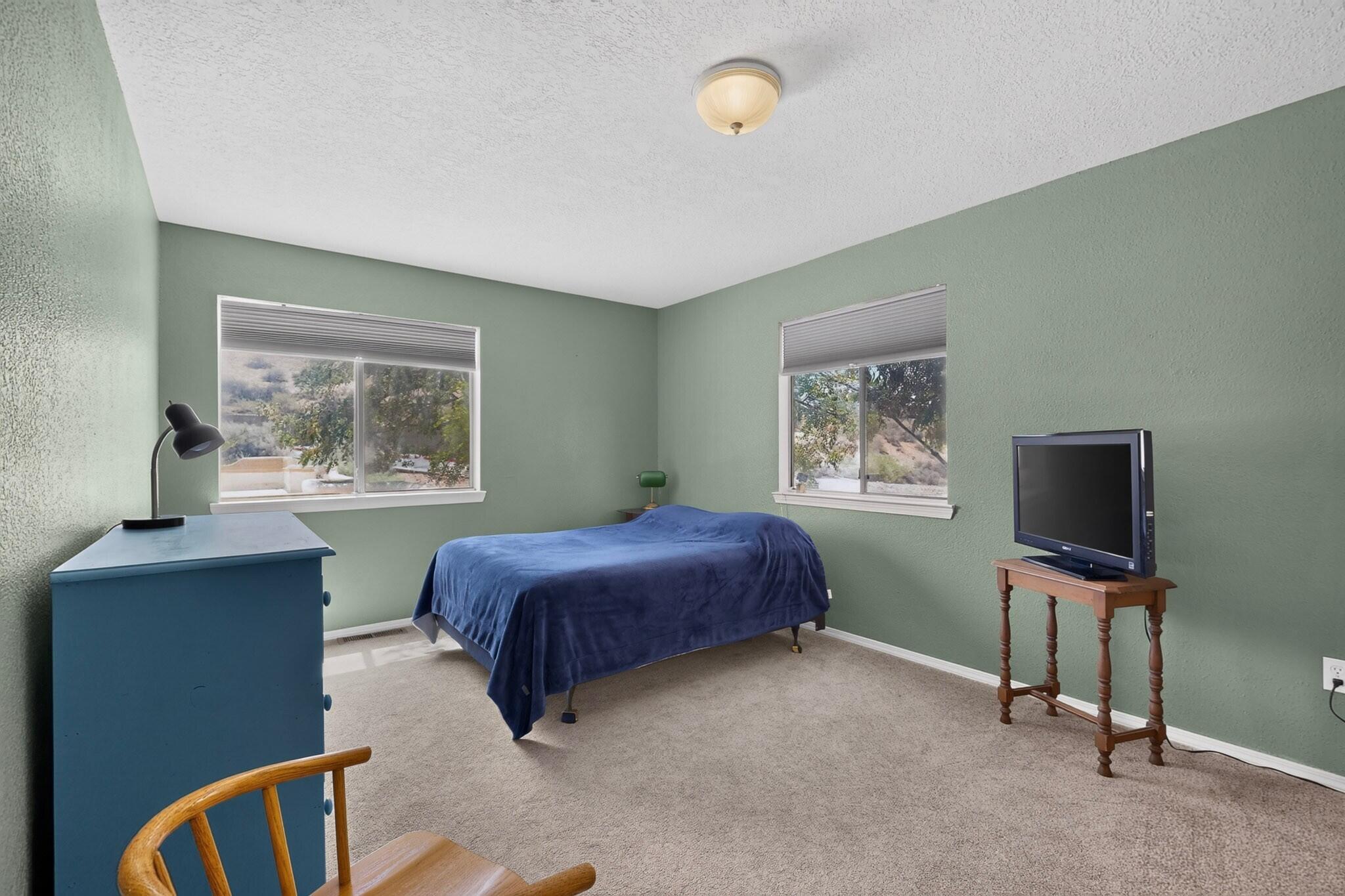 Photo 19 — 4801 Irving Boulevard NW UNIT 1302