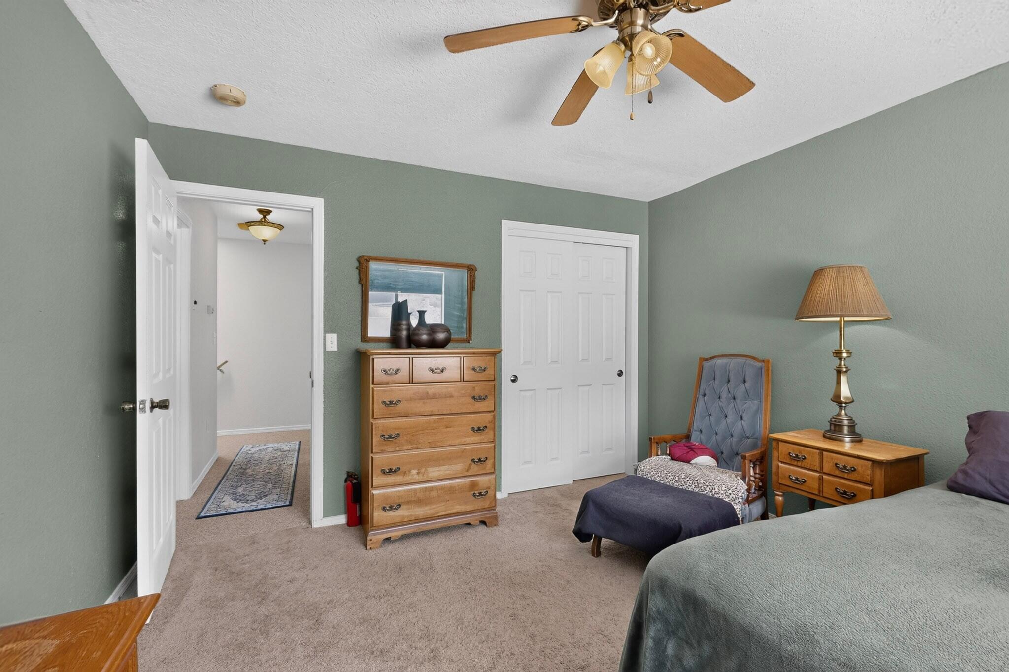 Photo 10 — 4801 Irving Boulevard NW UNIT 1302