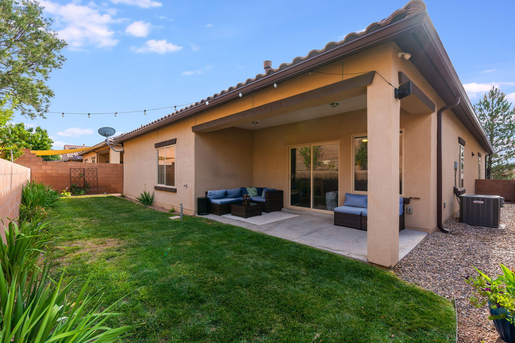 Photo 5 — 2016 Desert Orchid Drive SE