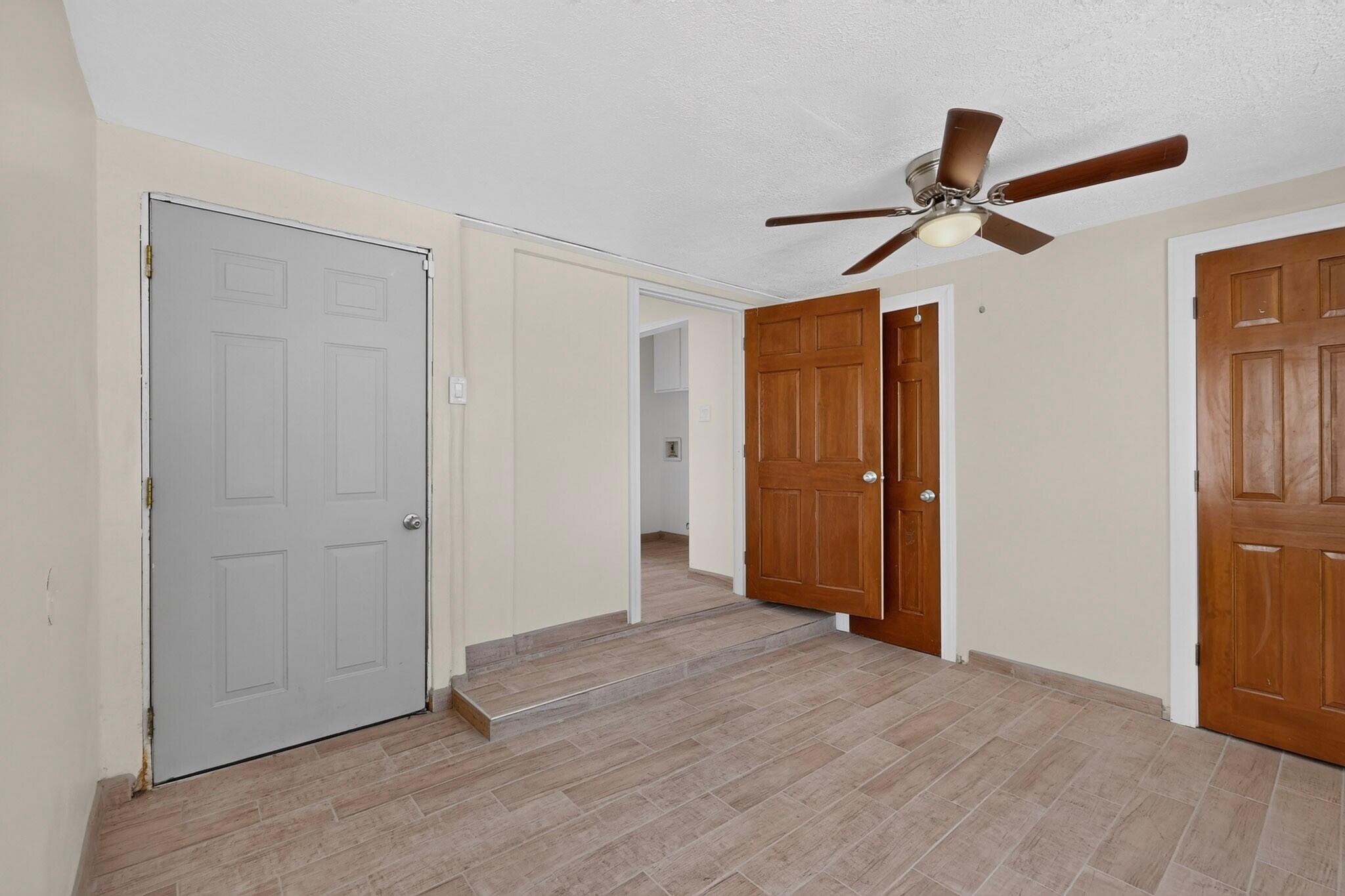 Photo 14 — 8101 Kathryn Avenue SE