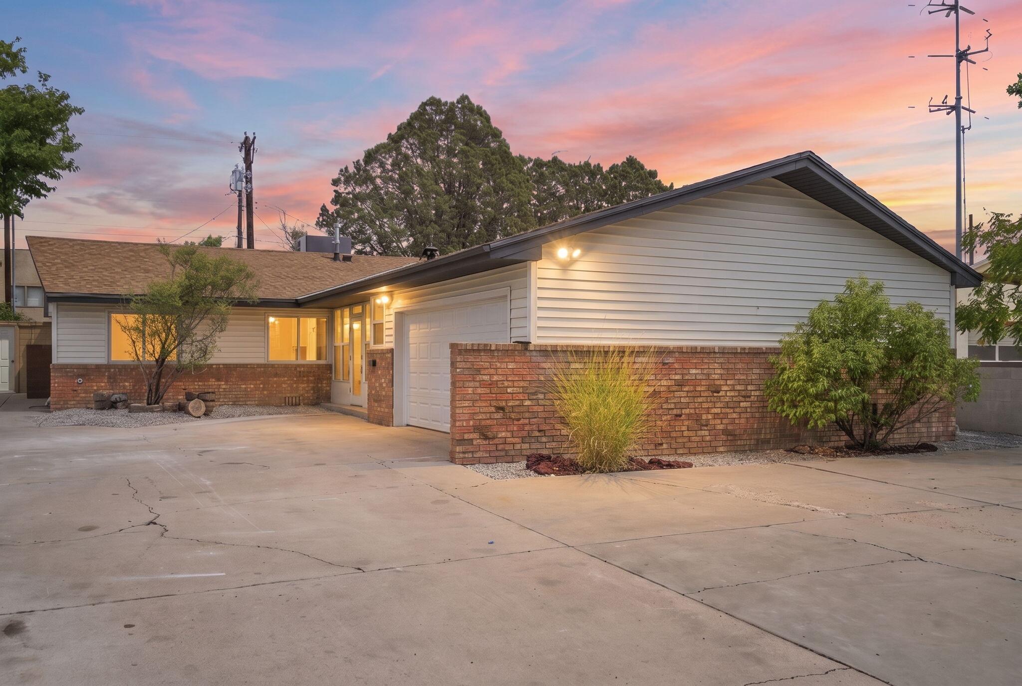 1508 Rita Drive NE