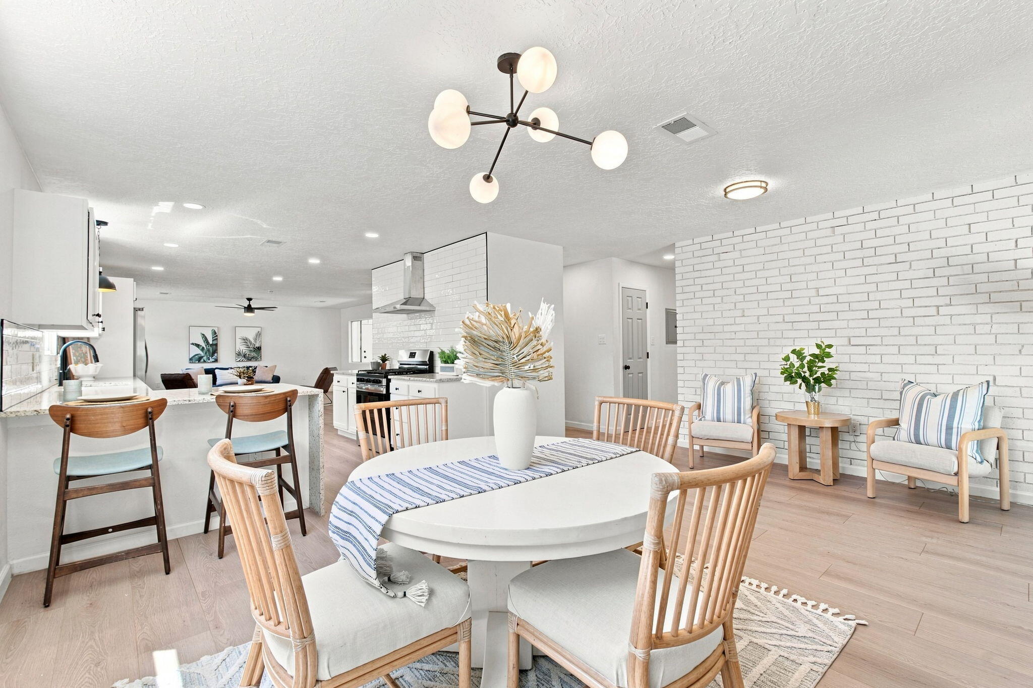 Photo 18 — 1508 Rita Drive NE