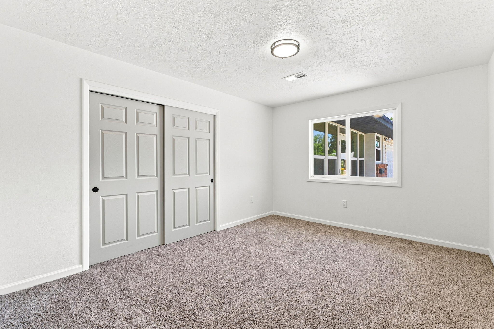 Photo 17 — 1508 Rita Drive NE