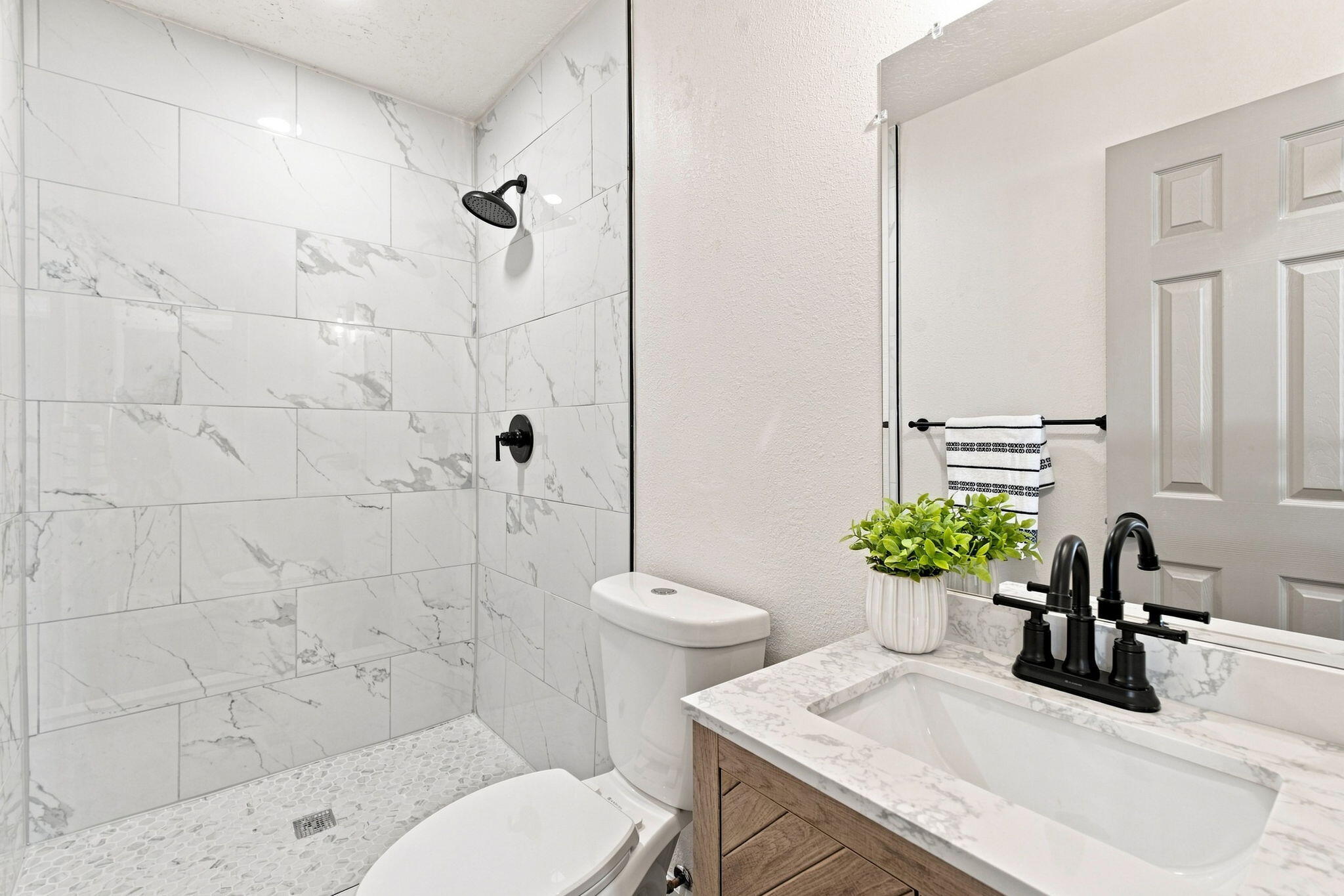 Photo 12 — 1508 Rita Drive NE
