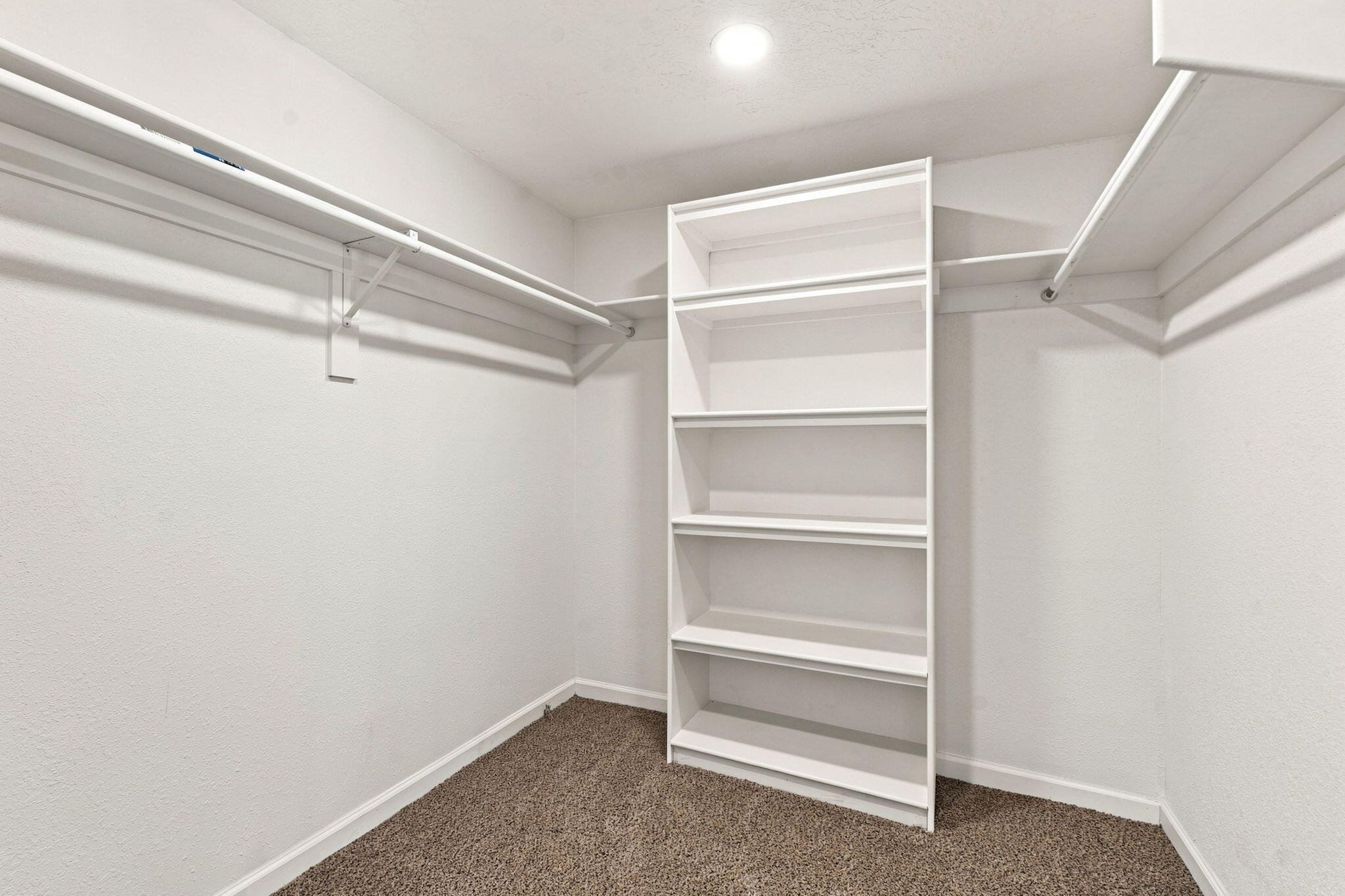 Photo 6 — 1508 Rita Drive NE