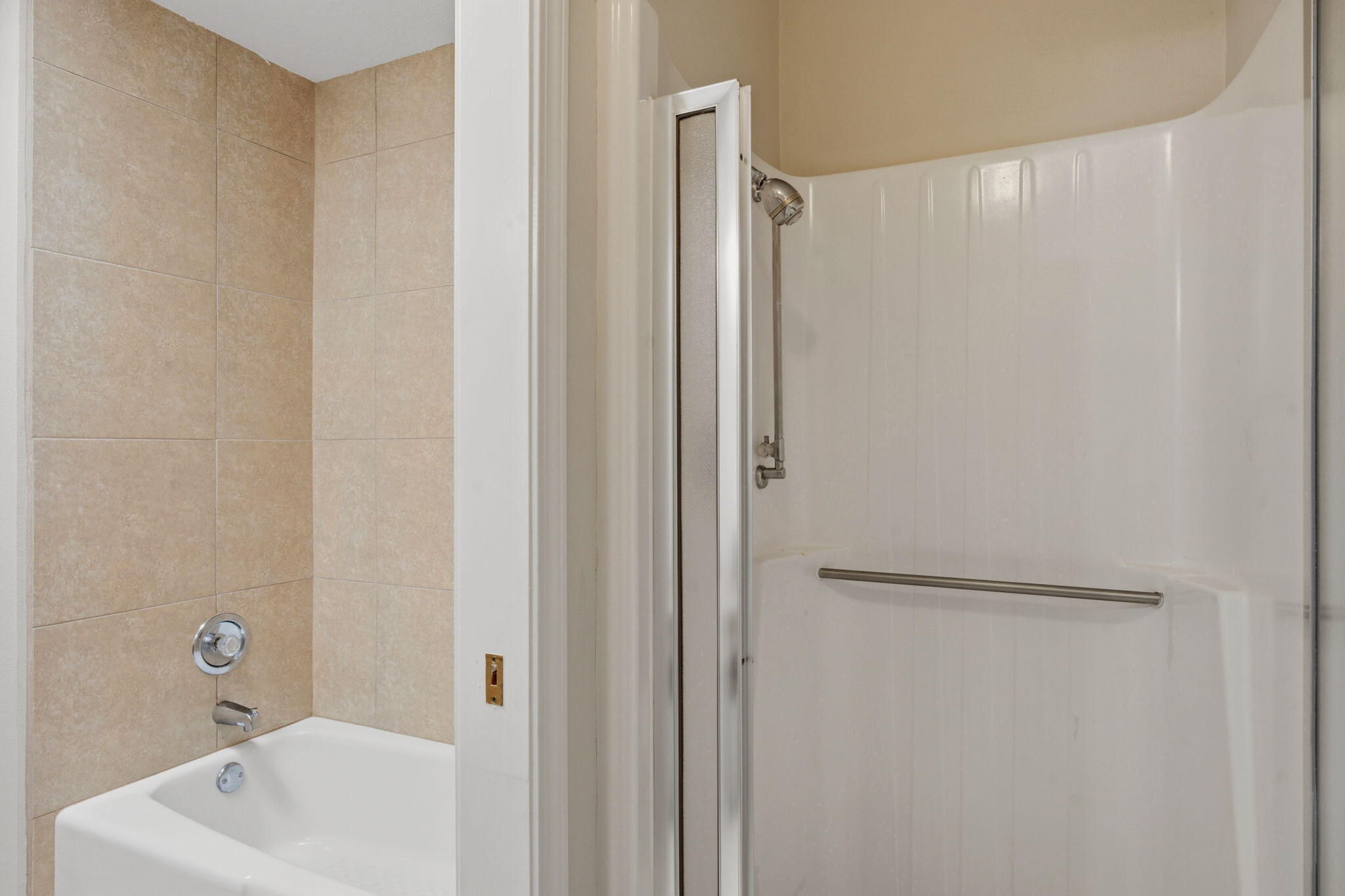 Photo 18 — 7612 Vista Cedro Court NE