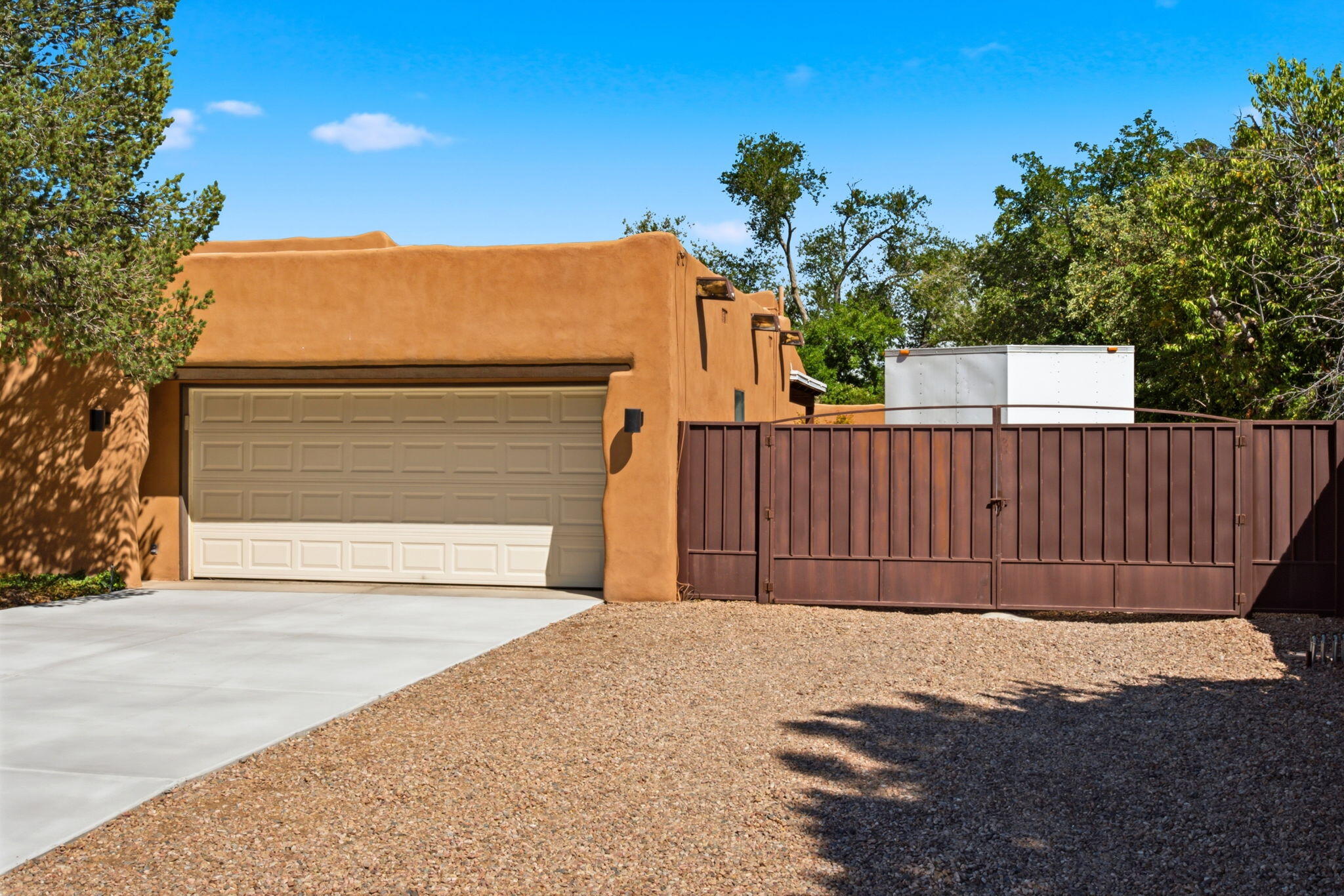 Photo 4 — 1805 Llano Court NW