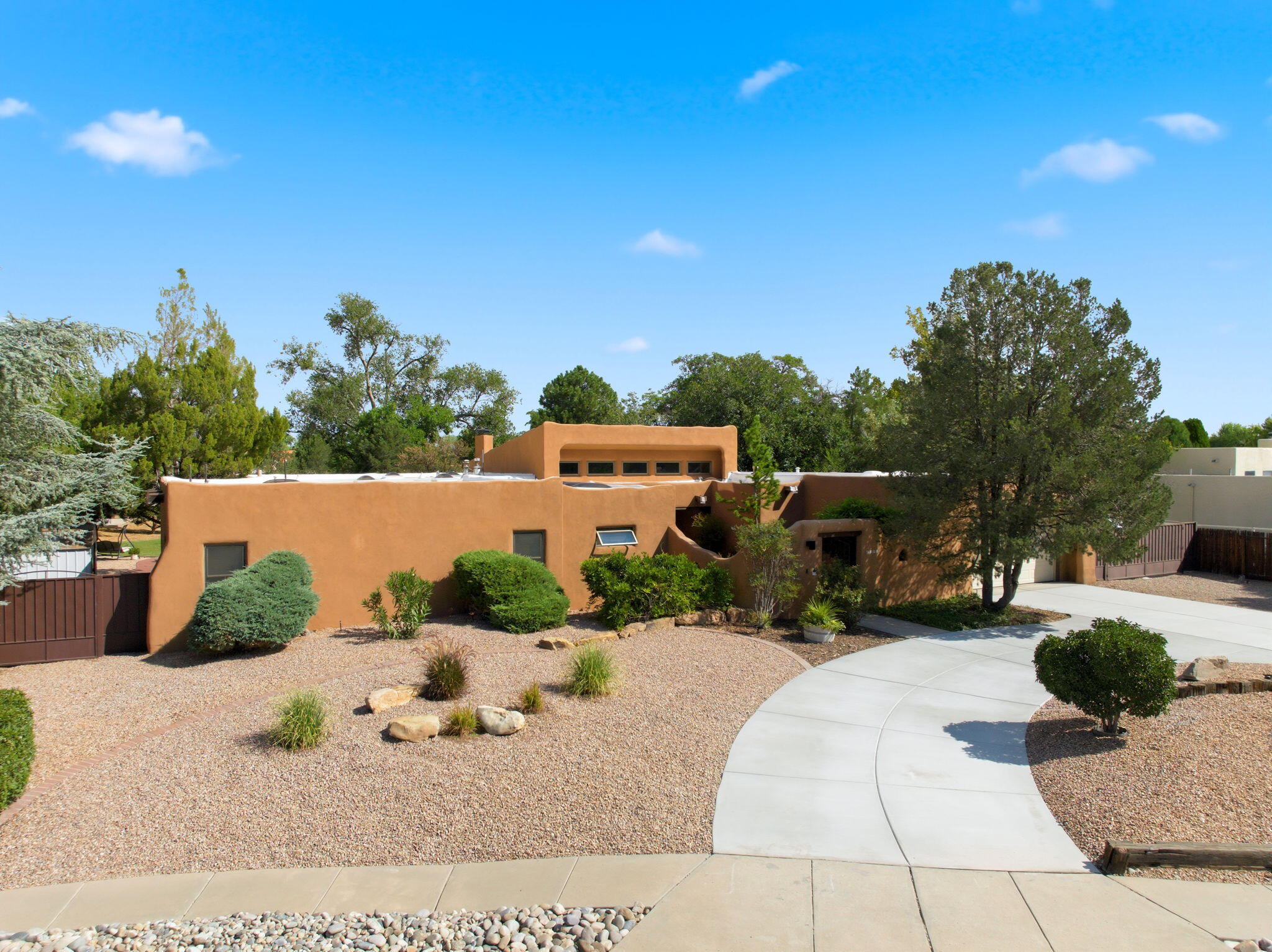 Photo 8 — 1805 Llano Court NW
