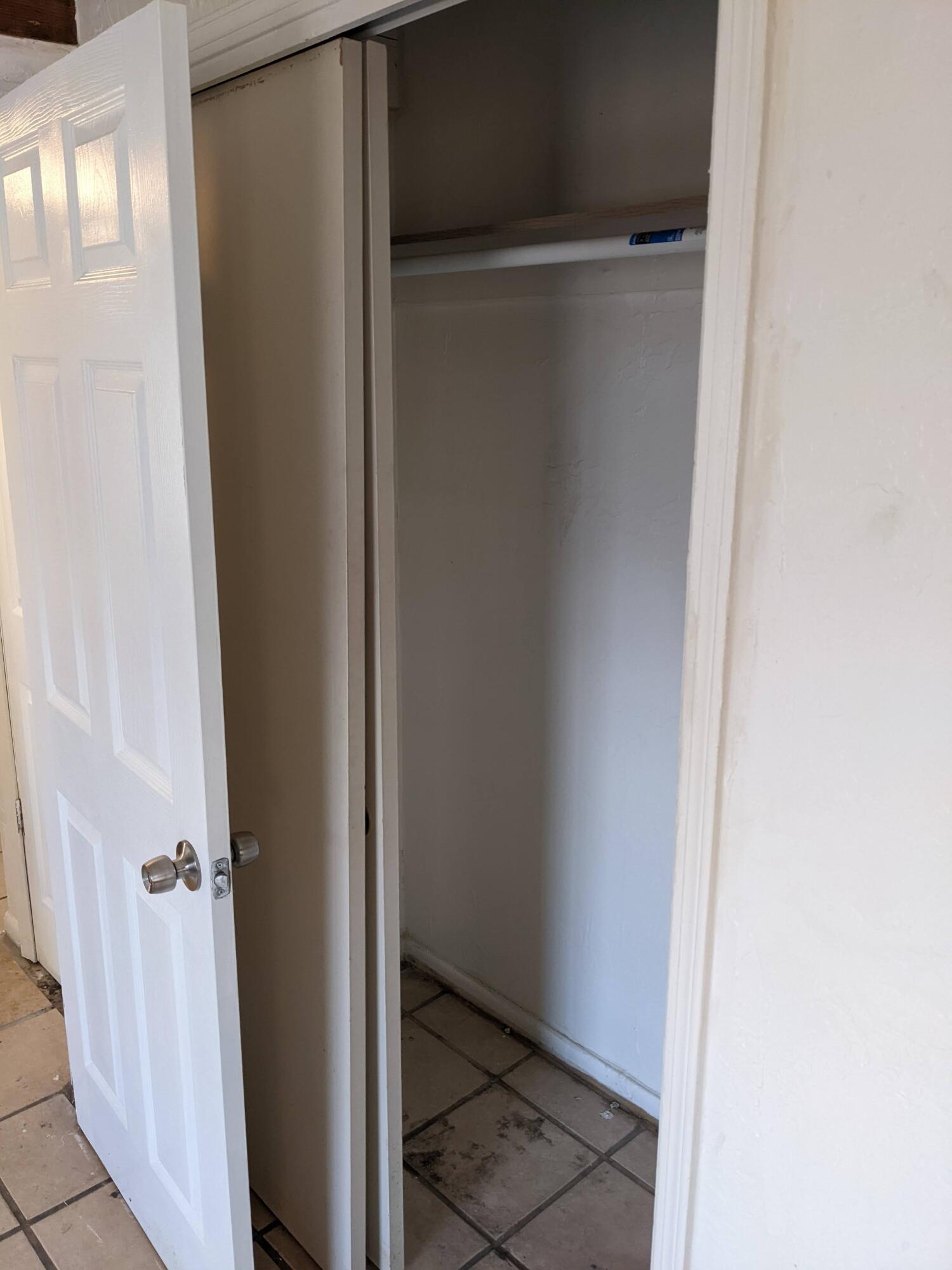 Photo 5 — 1131 Louisiana Boulevard SE