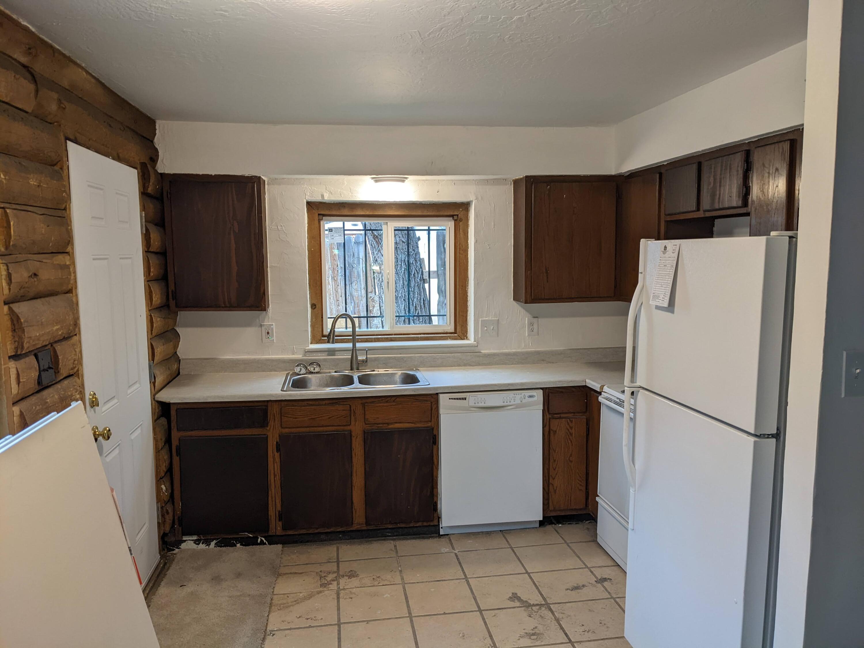 Photo 6 — 1131 Louisiana Boulevard SE