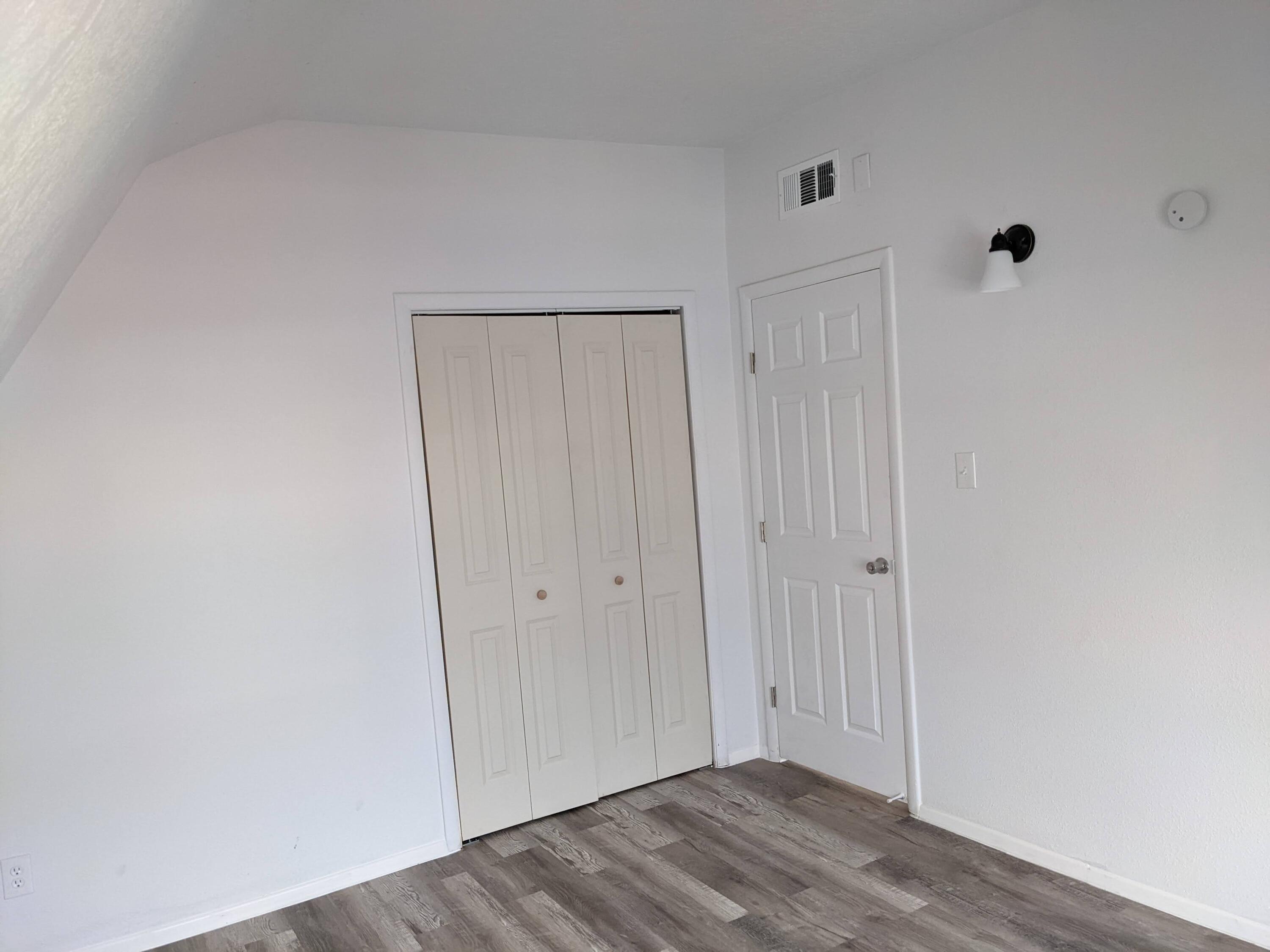 Photo 20 — 1131 Louisiana Boulevard SE