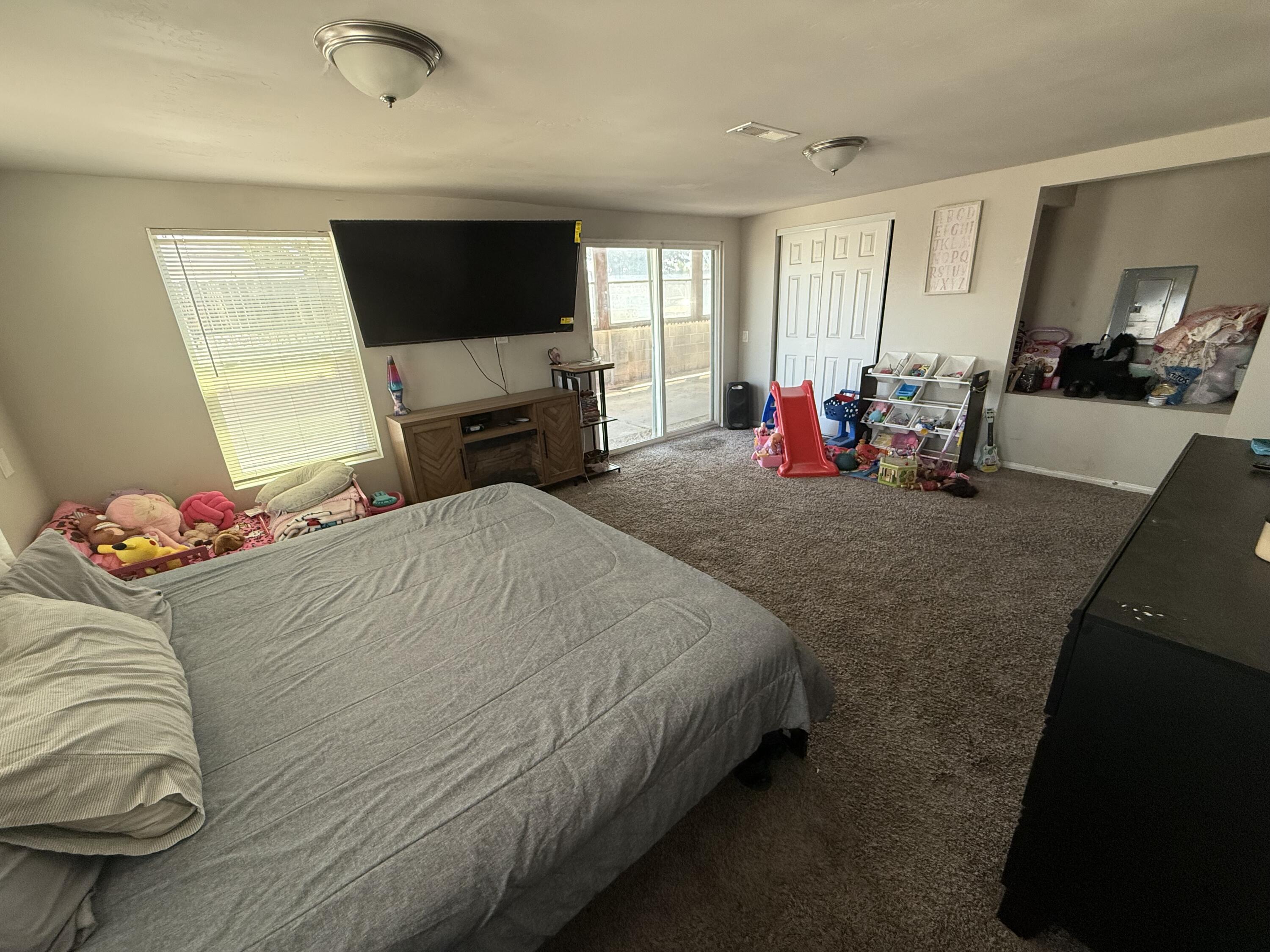 Photo 4 — 109 La Plata Road NW