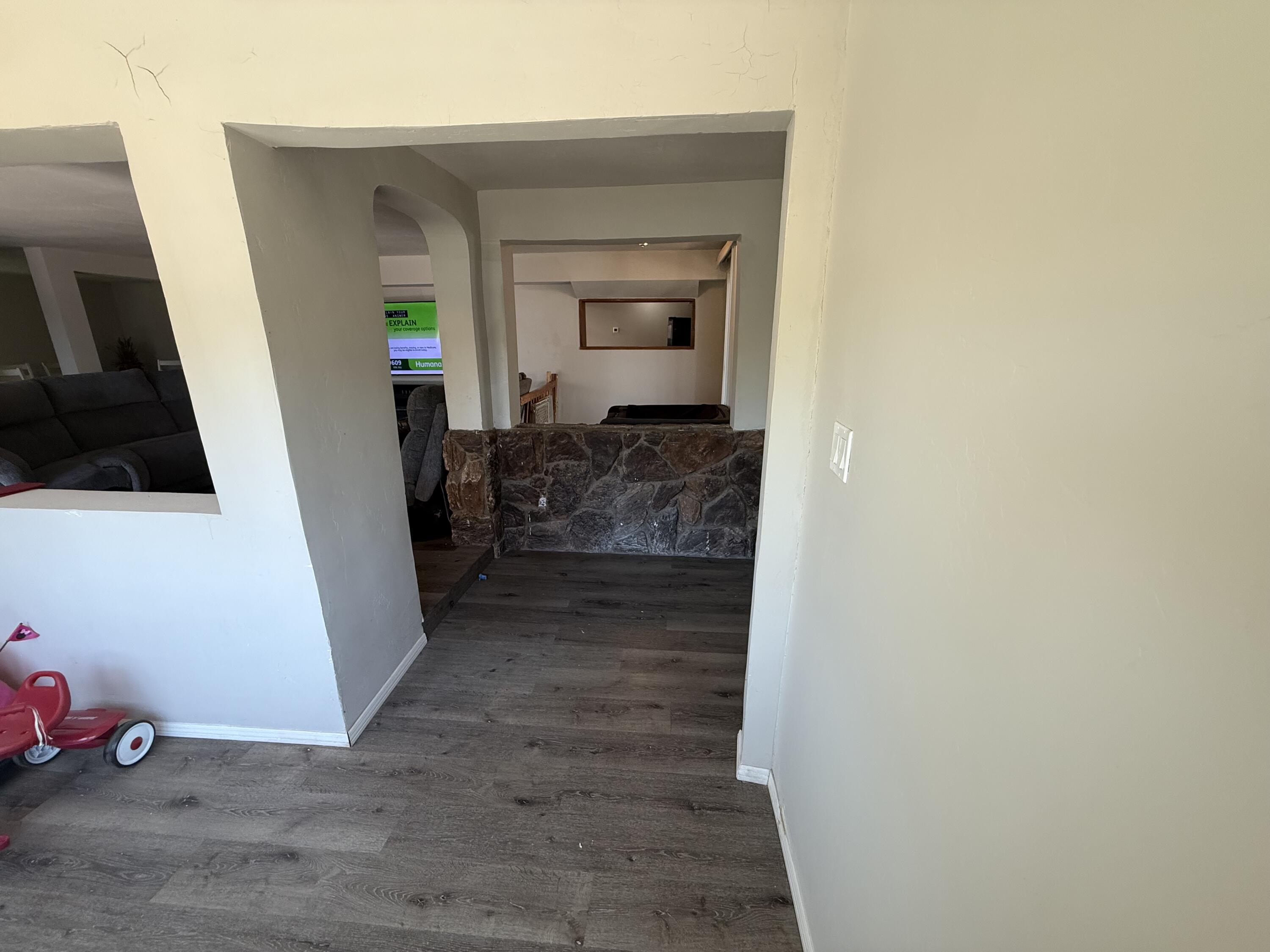 Photo 19 — 109 La Plata Road NW