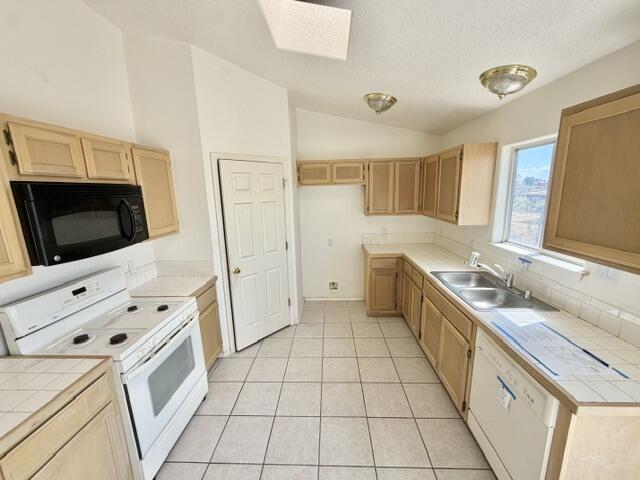 Photo 10 — 1205 5th Street NW