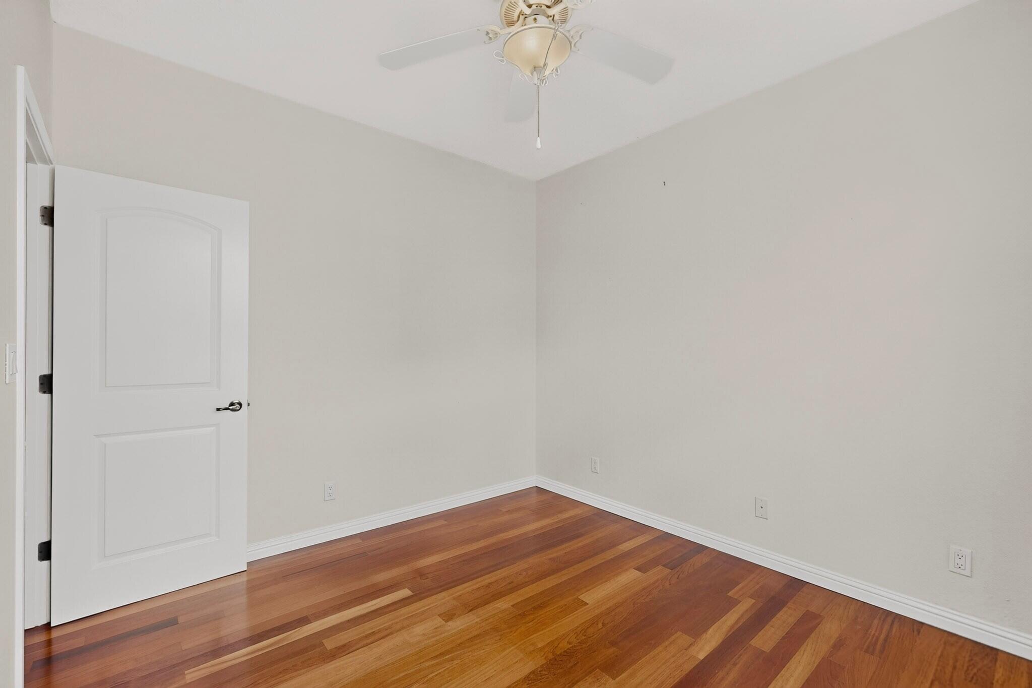 Photo 15 — 1201 Ruffian Court SE