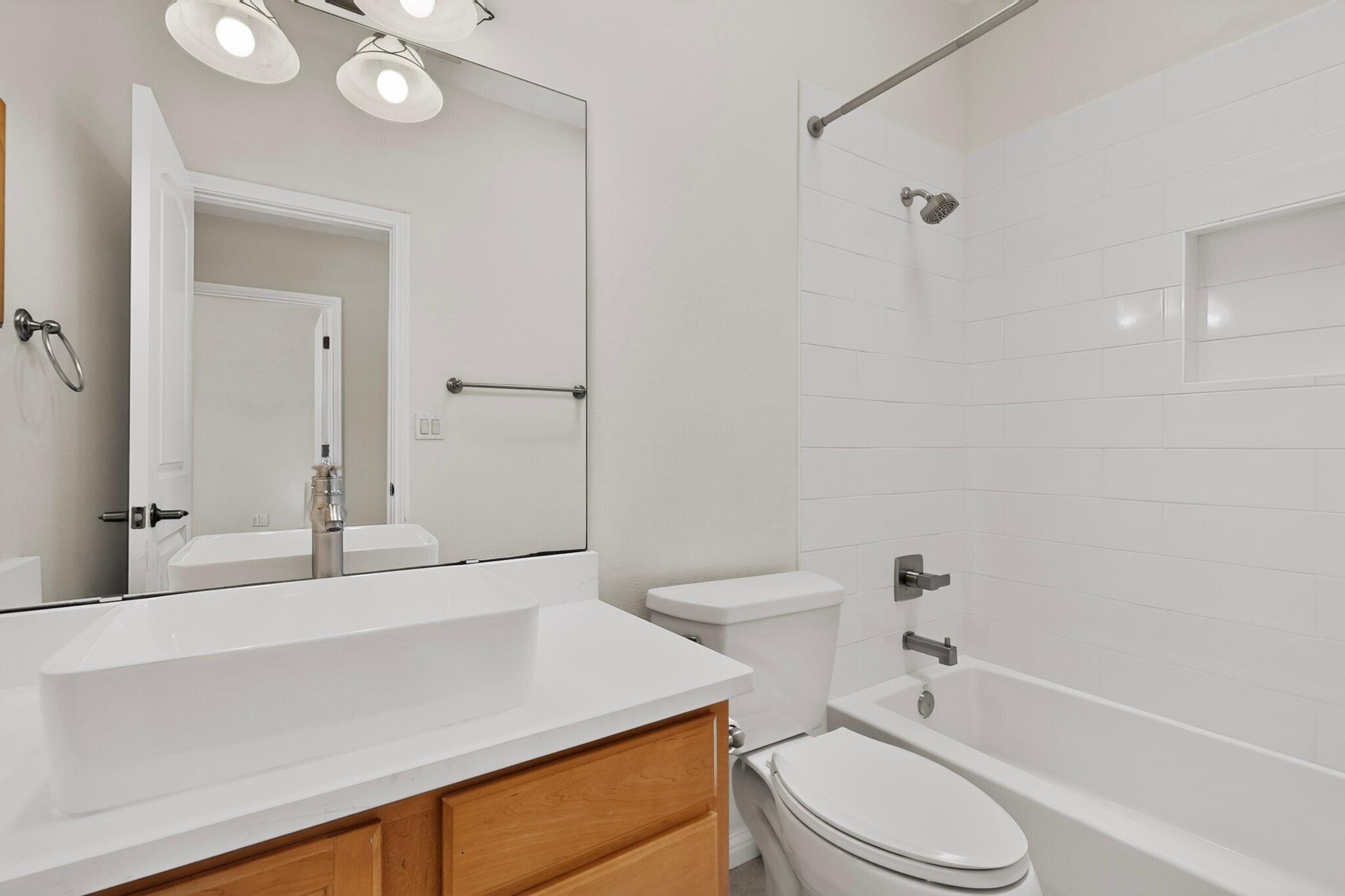 Photo 17 — 1201 Ruffian Court SE