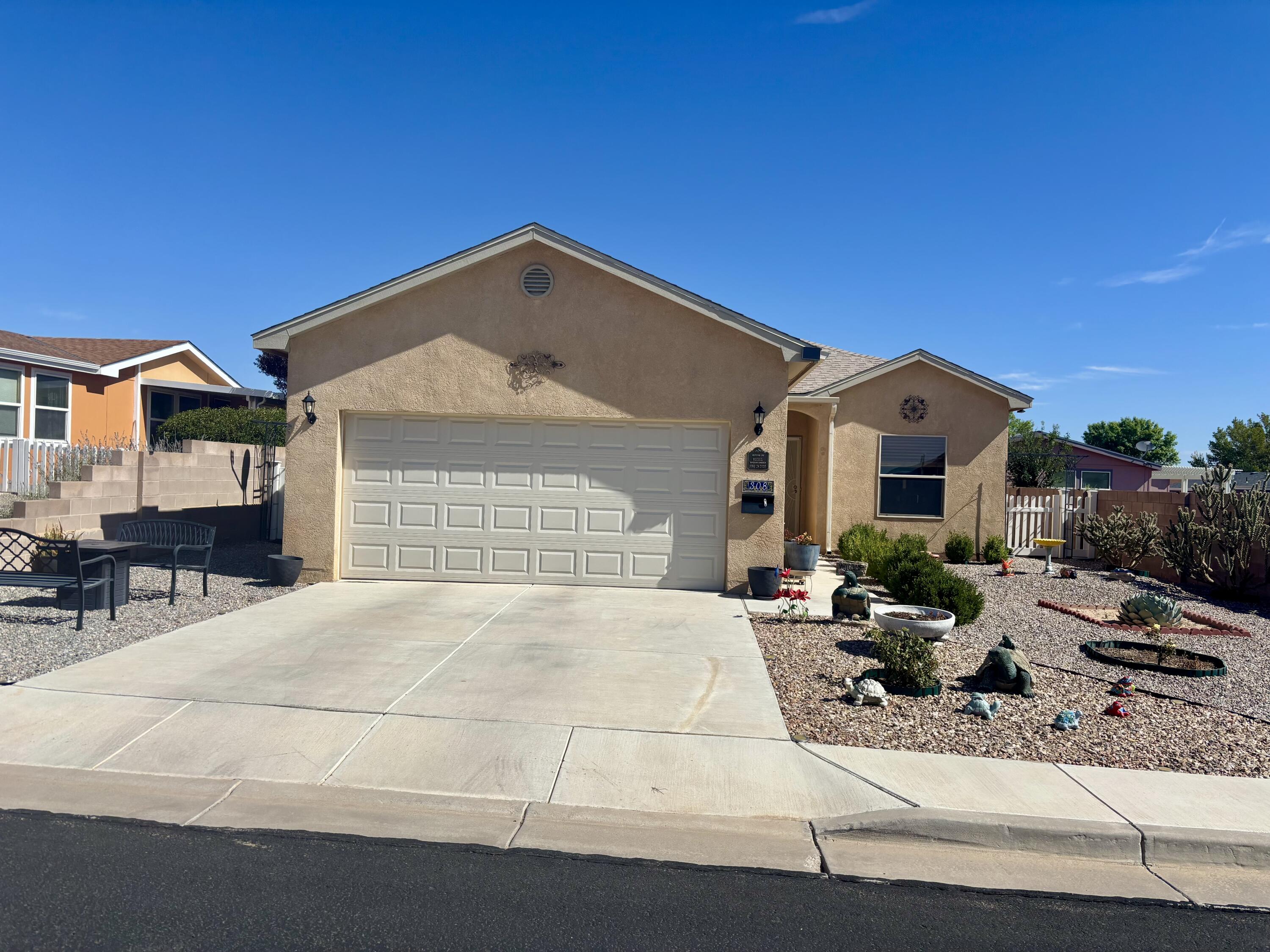 Photo 17 — 308 Sunrise Bluffs Drive