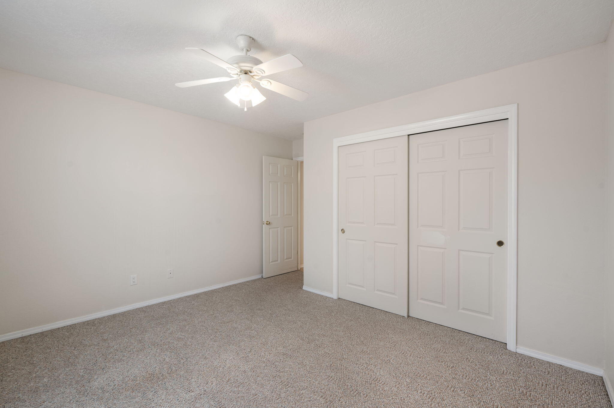 Photo 9 — 6612 Ladrillo Place NE