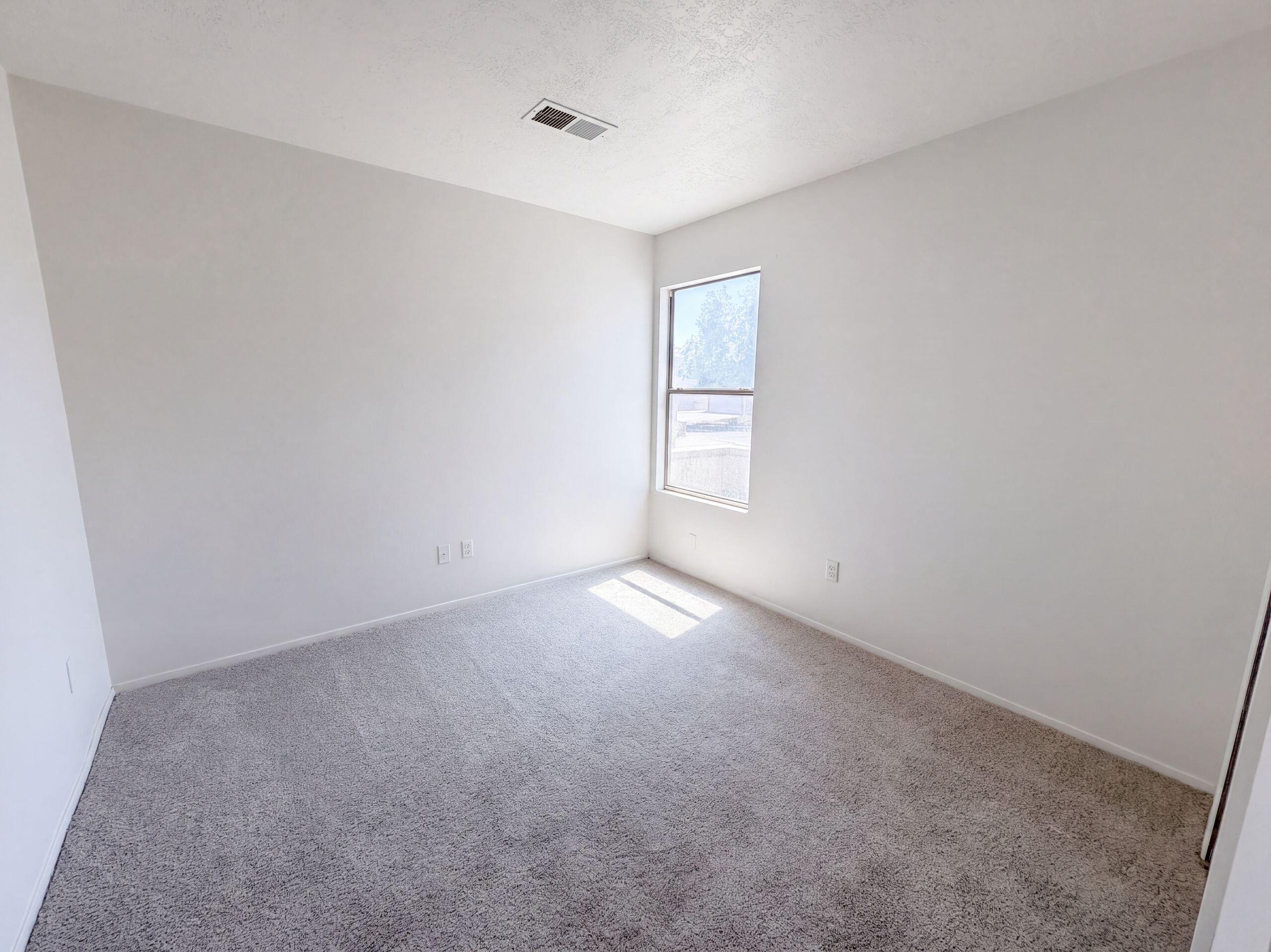 Photo 6 — 1610 Perma Drive NE
