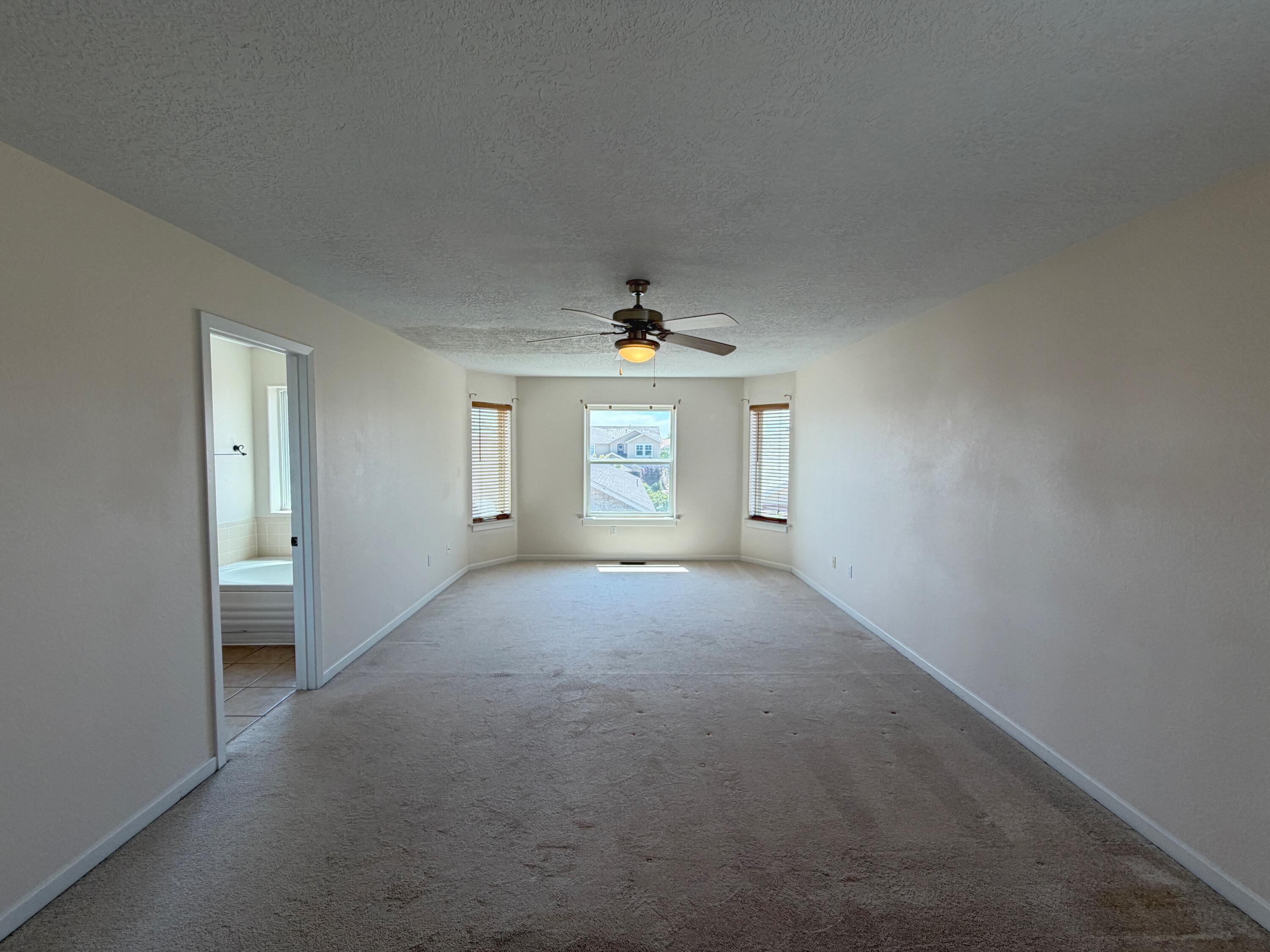 Photo 3 — 6216 Calle Vizcaya NW