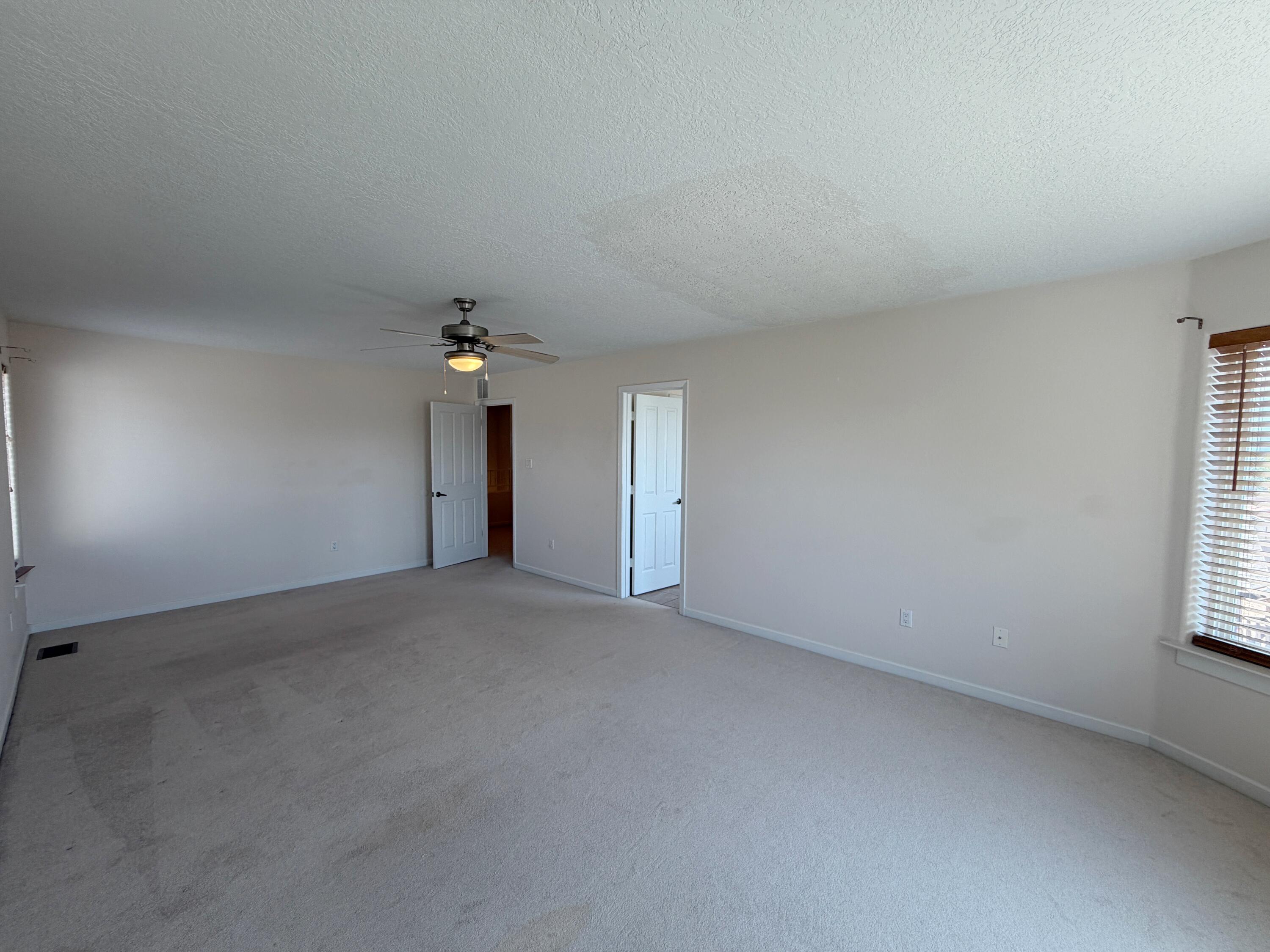 Photo 6 — 6216 Calle Vizcaya NW