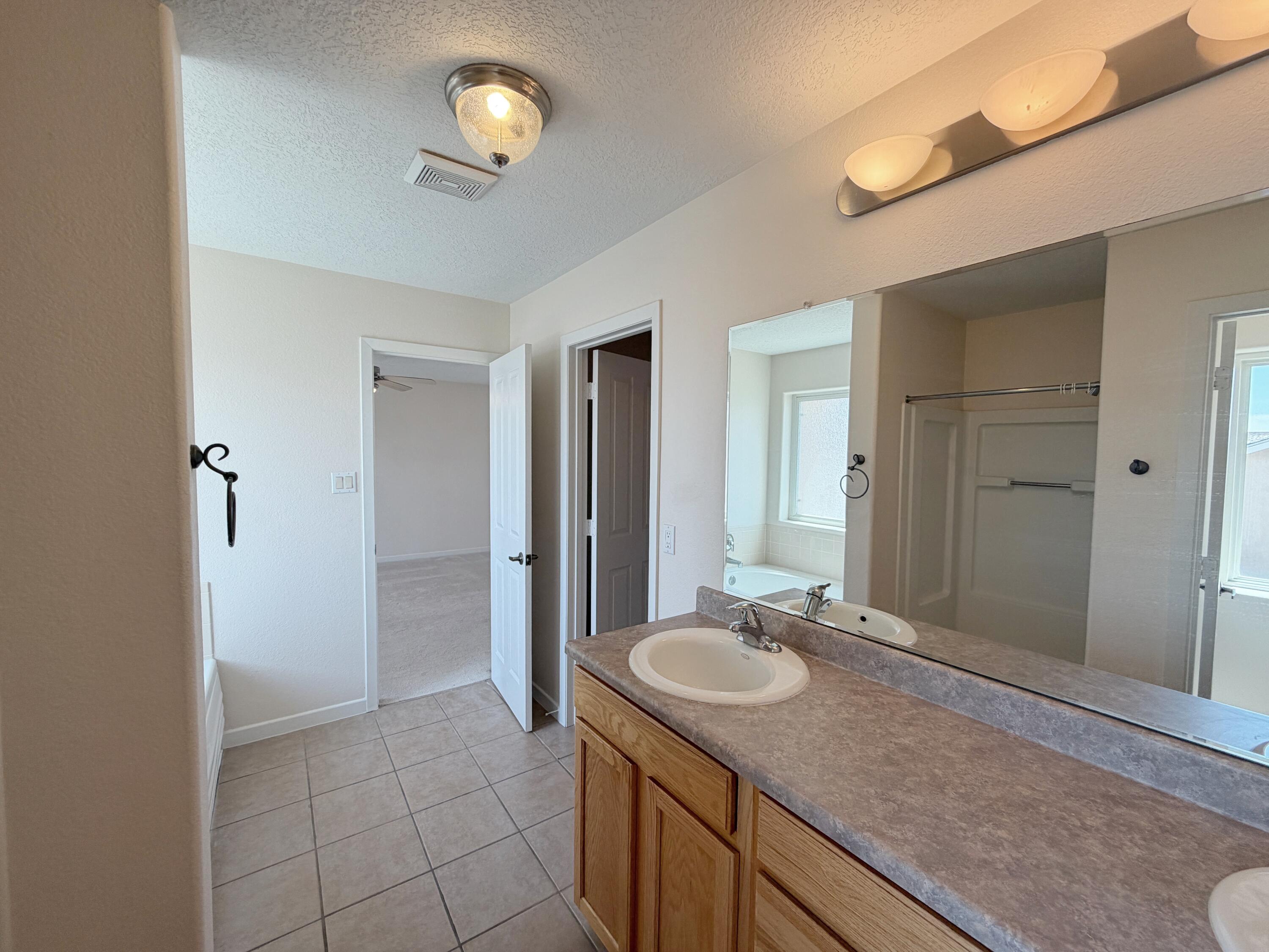 Photo 12 — 6216 Calle Vizcaya NW