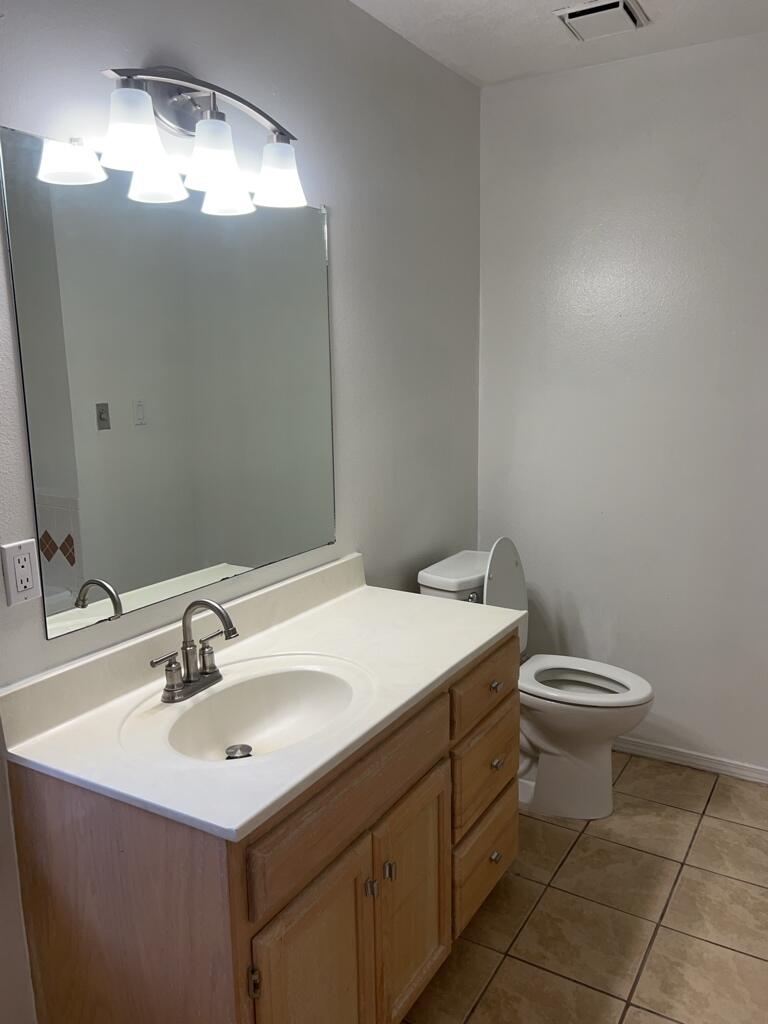 Photo 13 — 13129 Neon Avenue NE