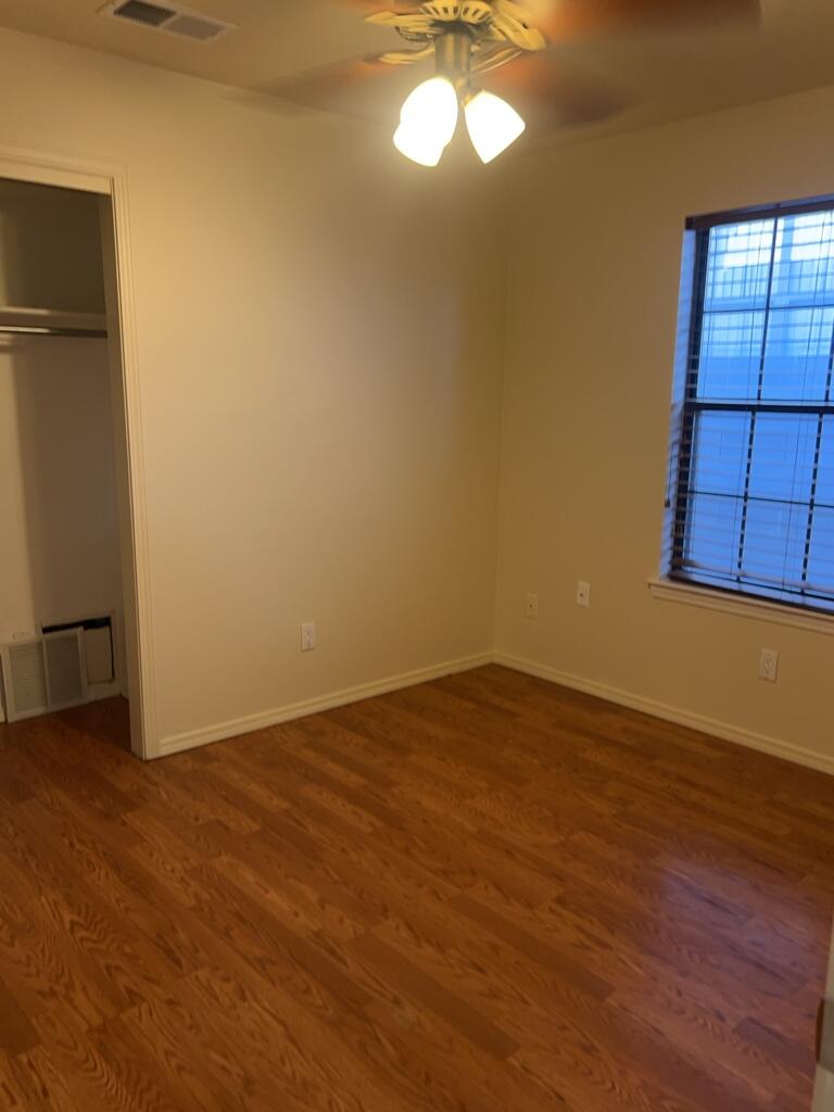 Photo 8 — 13129 Neon Avenue NE