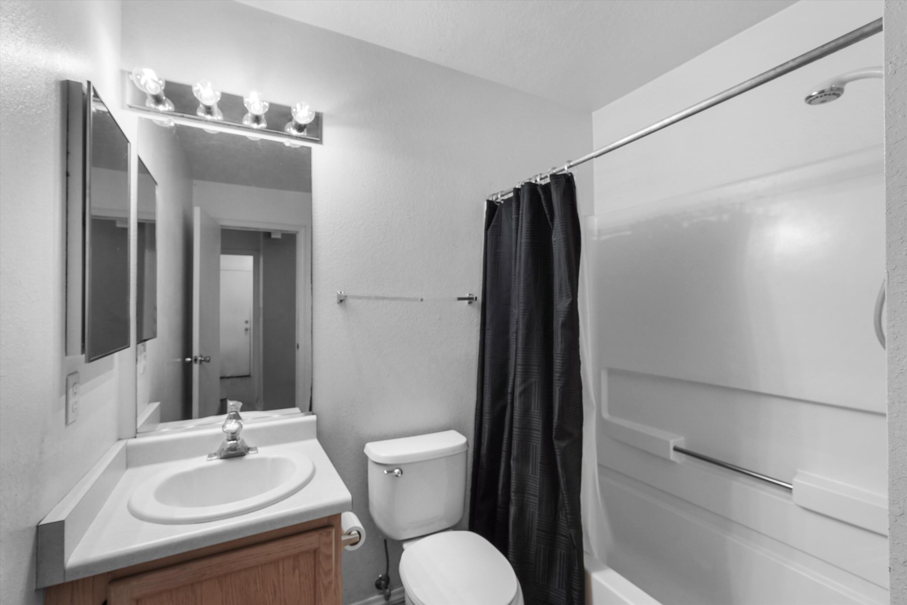 Photo 20 — 9101 Suncrest Avenue SW