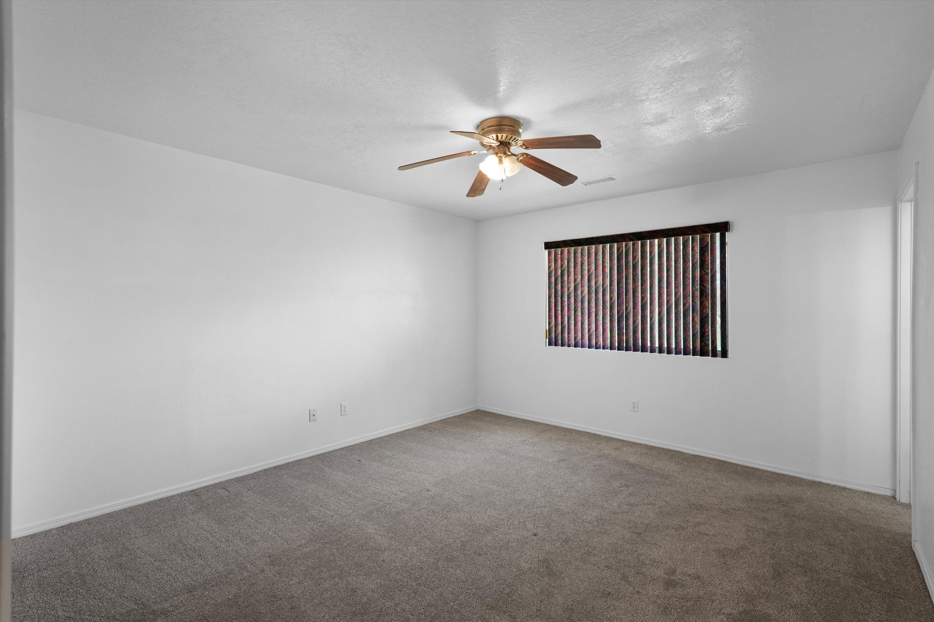 Photo 19 — 9101 Suncrest Avenue SW