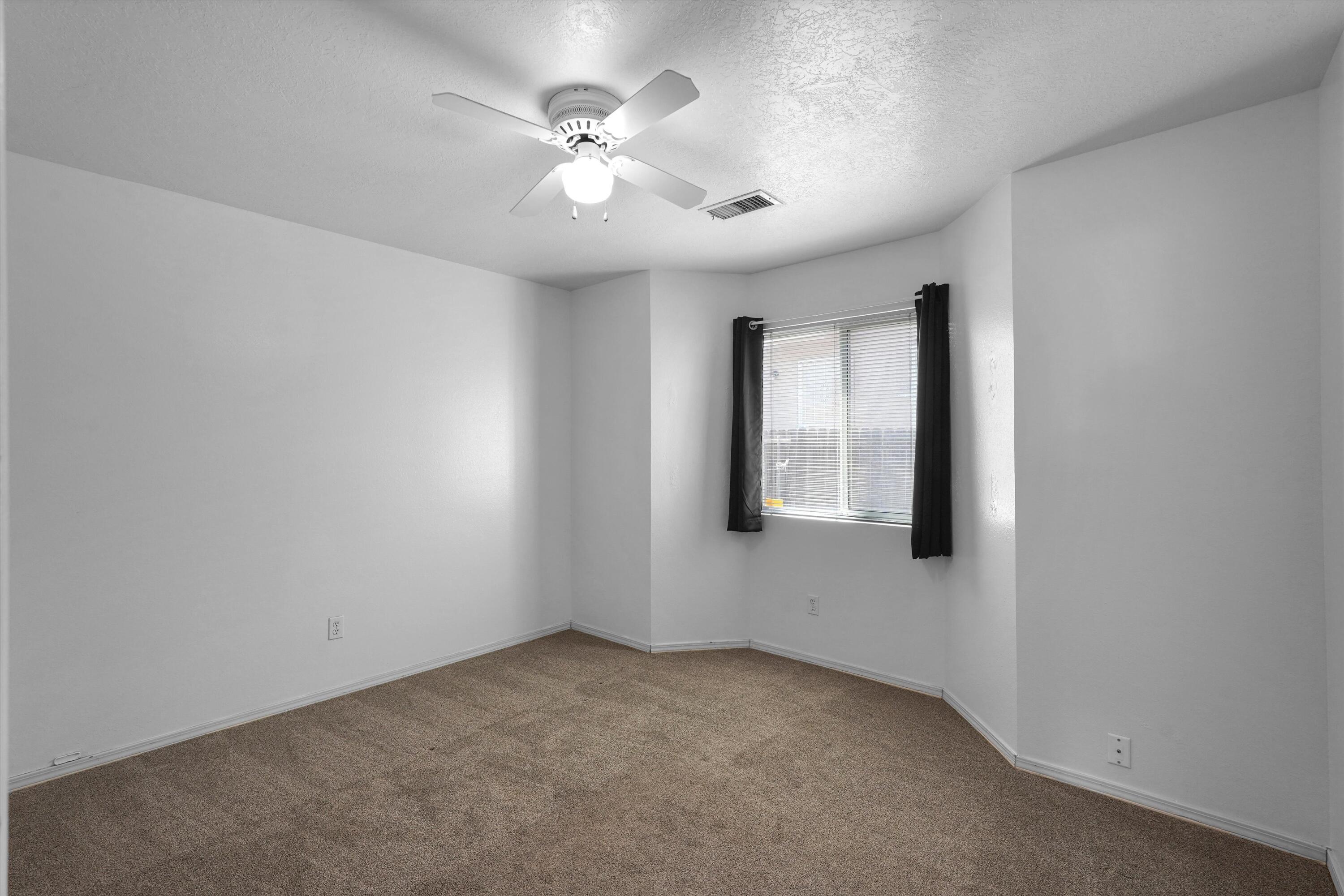 Photo 16 — 9101 Suncrest Avenue SW
