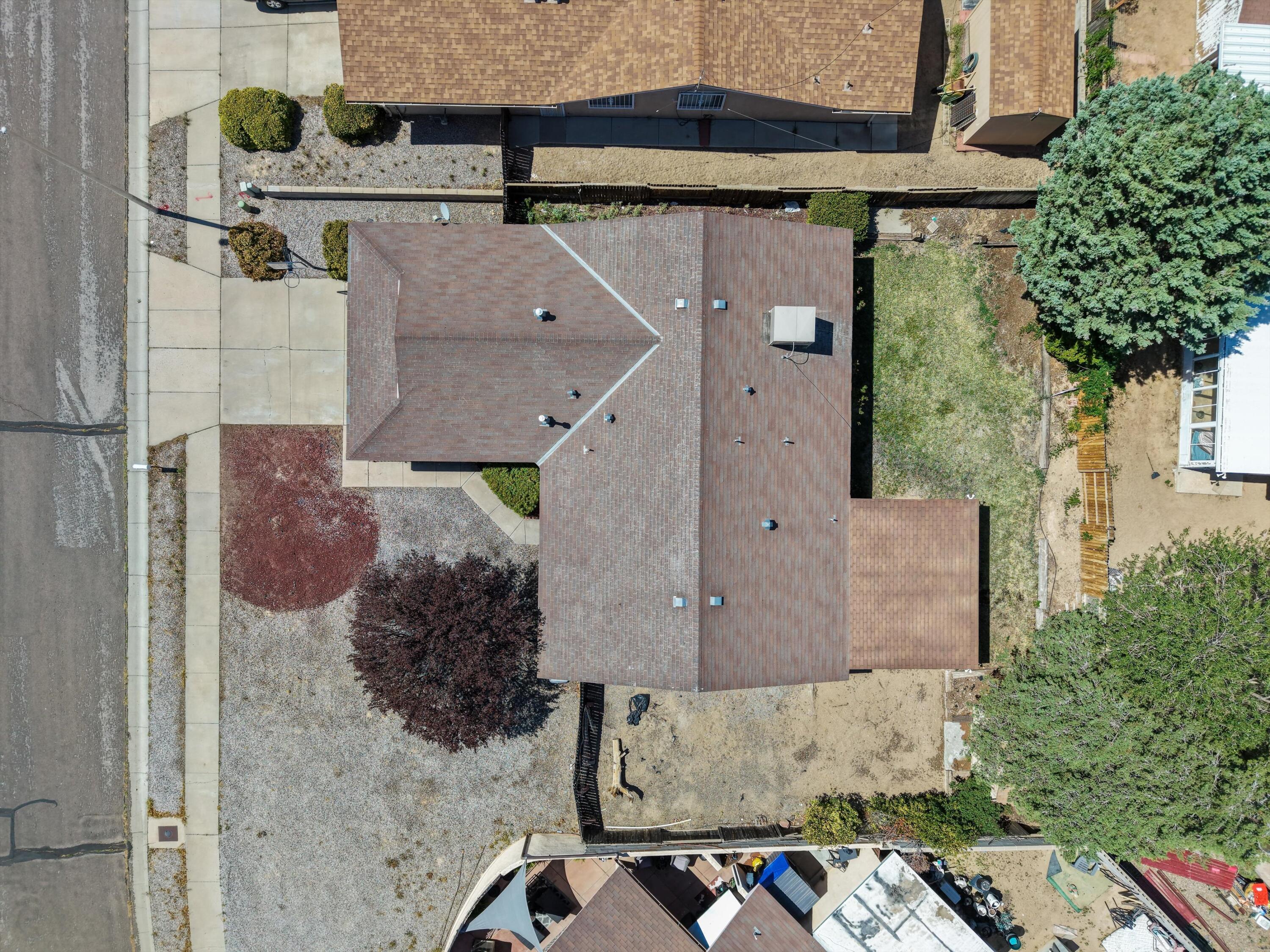 Photo 6 — 9101 Suncrest Avenue SW