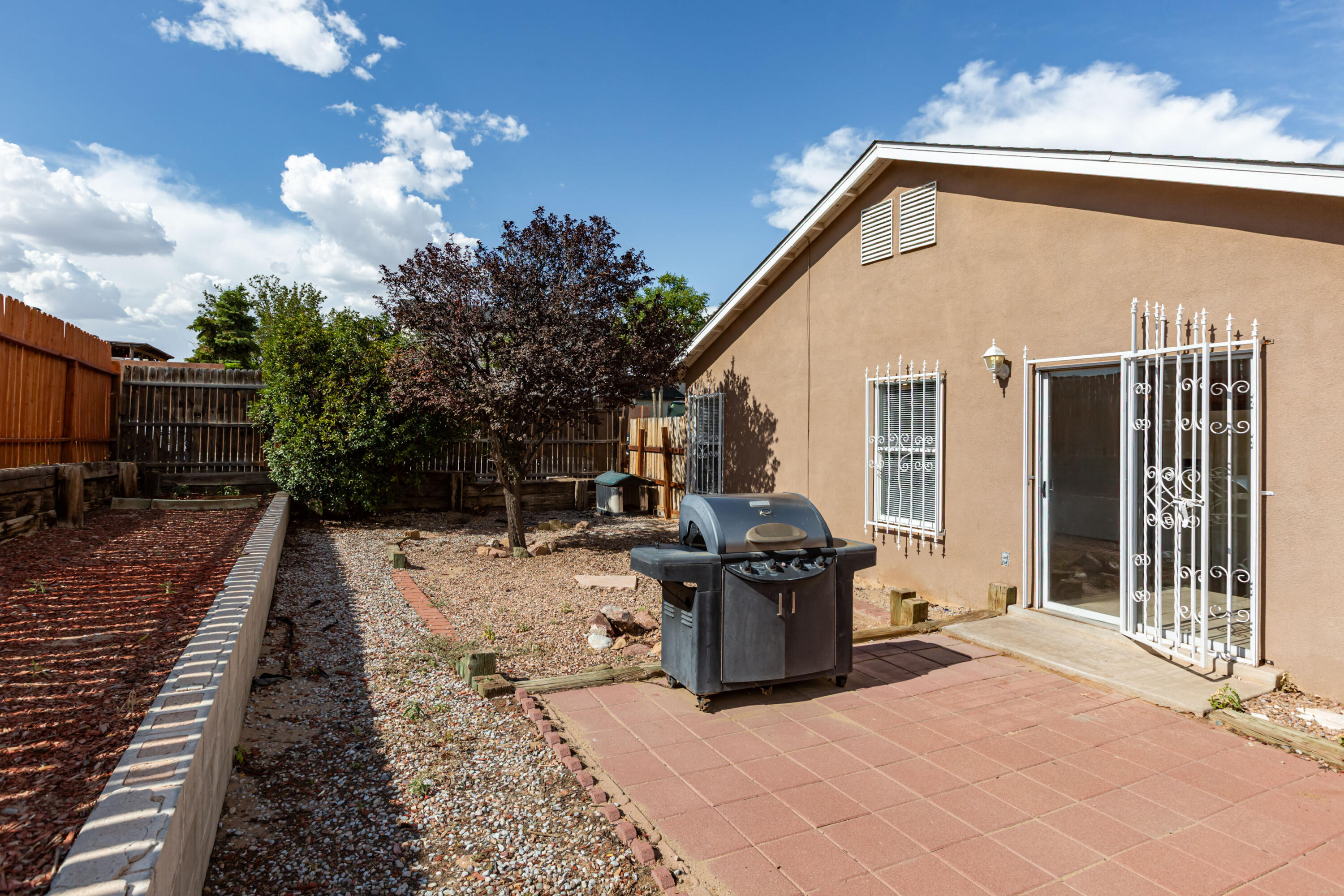 Photo 5 — 1335 Ojo Sarco Street SW