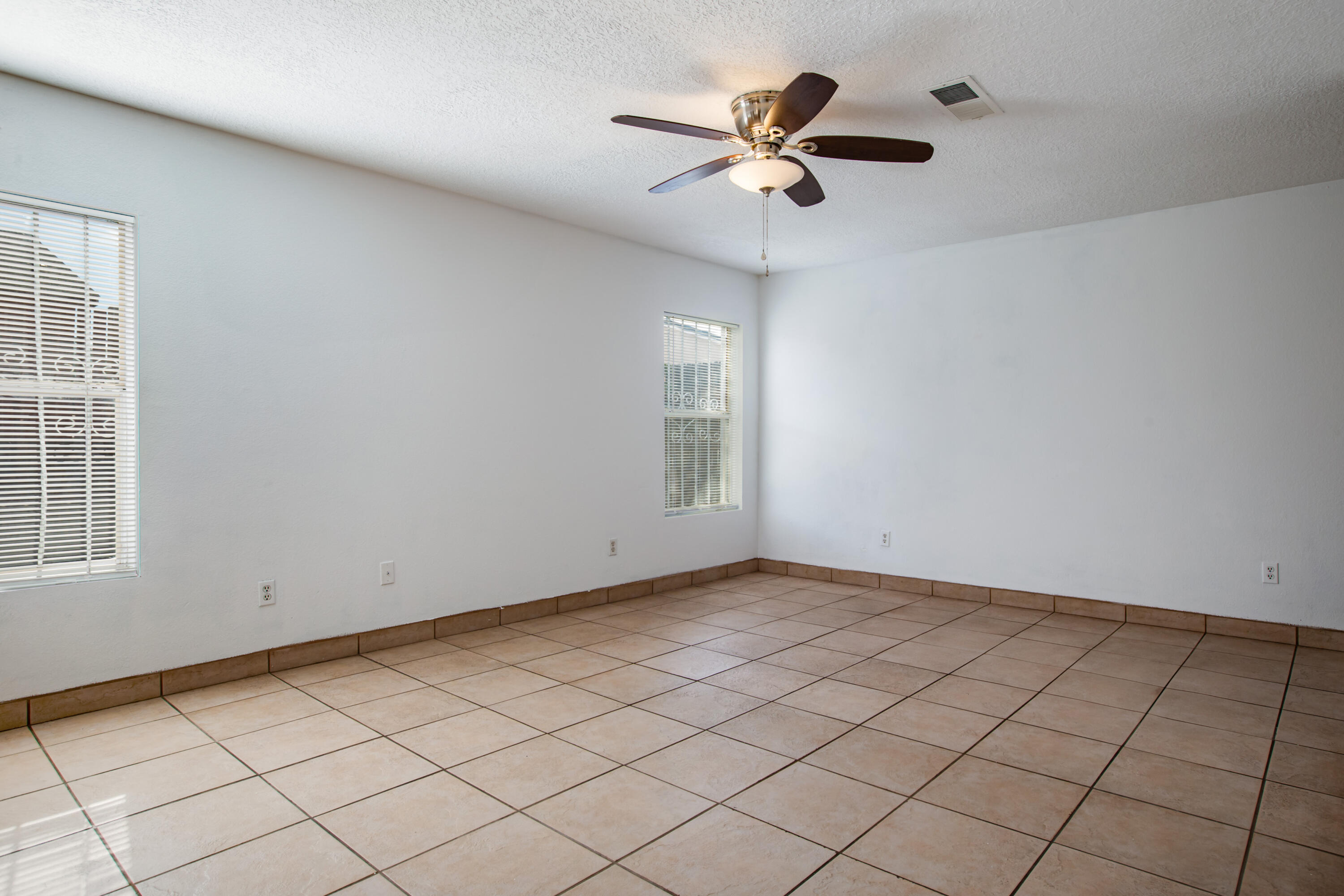 Photo 16 — 1335 Ojo Sarco Street SW