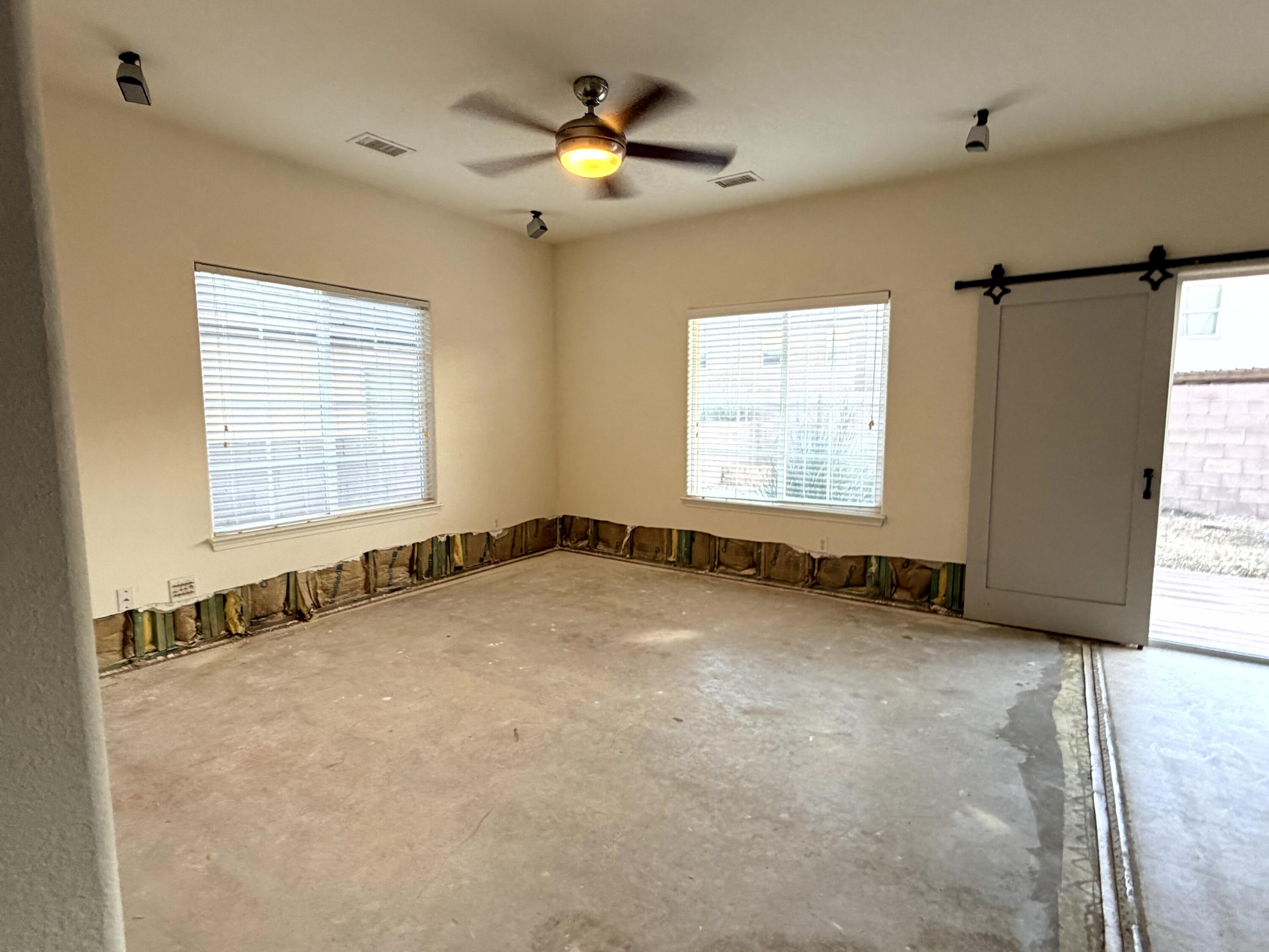 Photo 12 — 8828 Sonoma Avenue NW