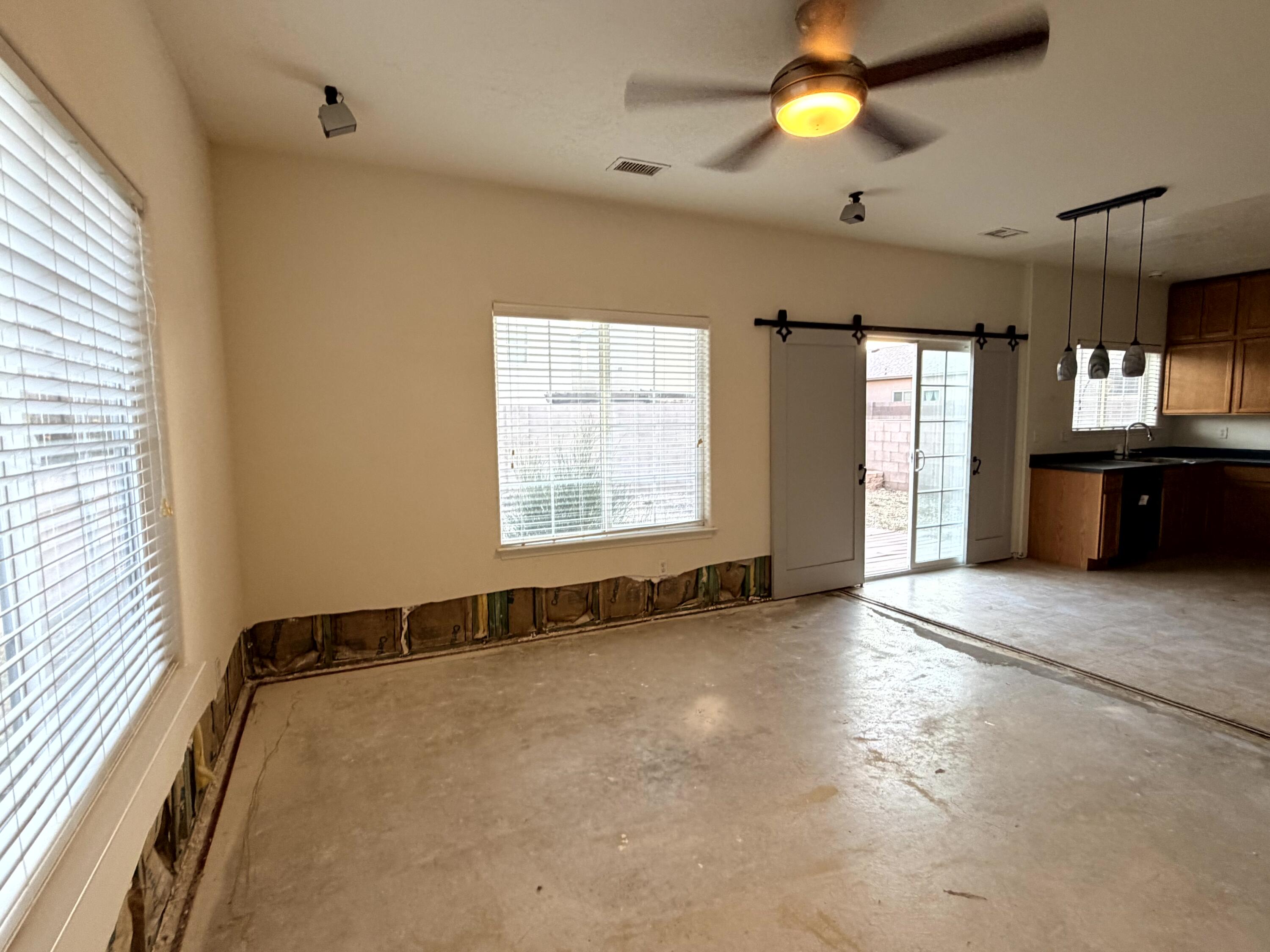 Photo 10 — 8828 Sonoma Avenue NW